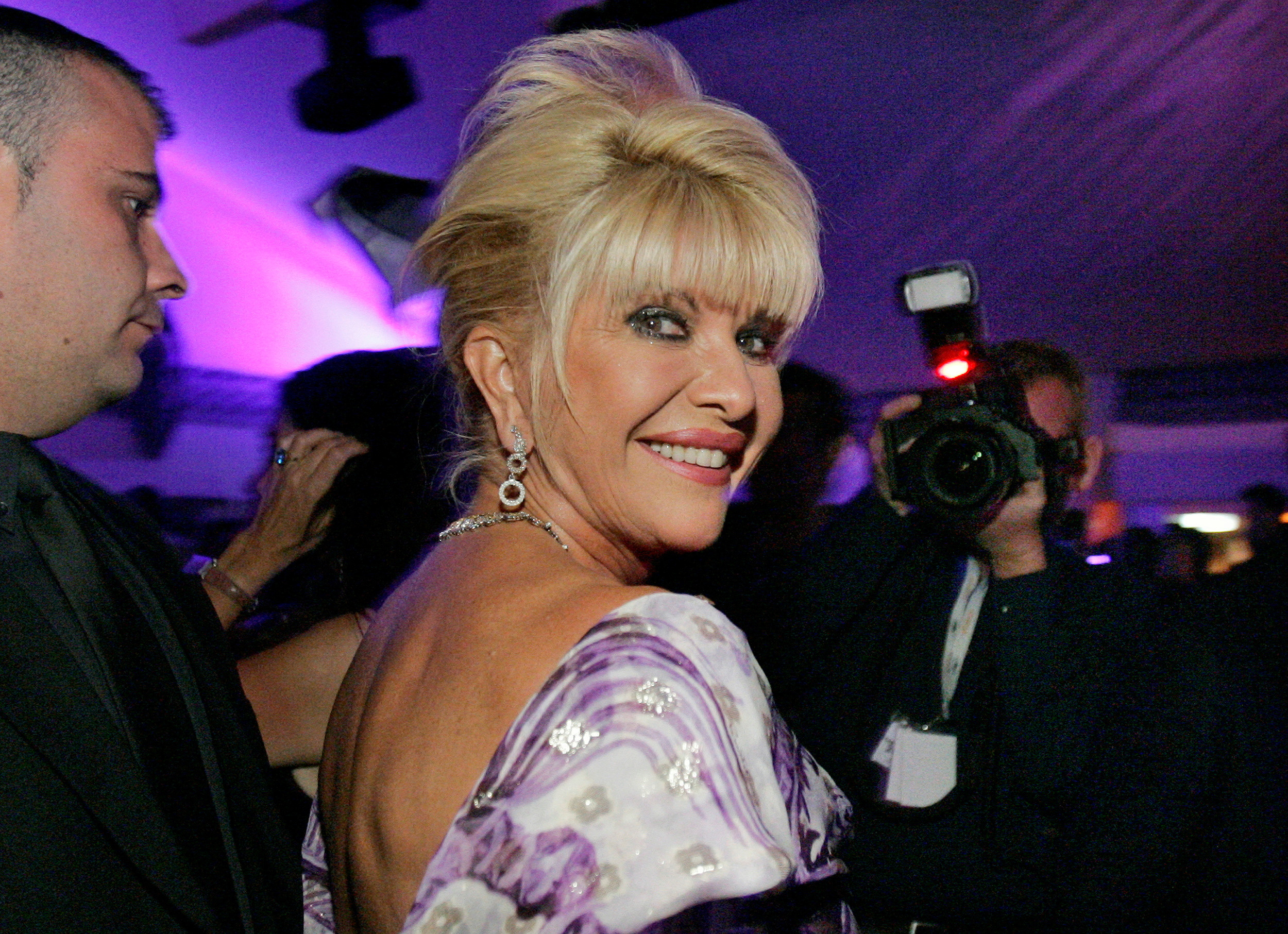 FILE PHOTO: Ivana Trump in Cannes May 24, 2006 (REUTERS/Mario Anzuoni)