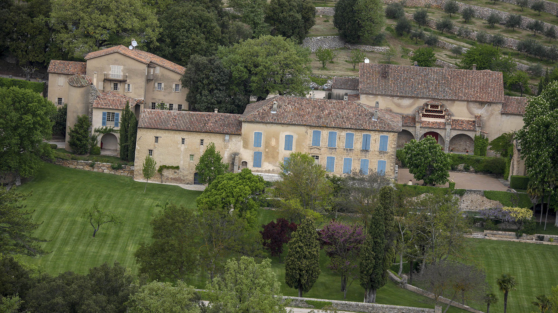La disputa incluyó la venta del chateau de Miraval