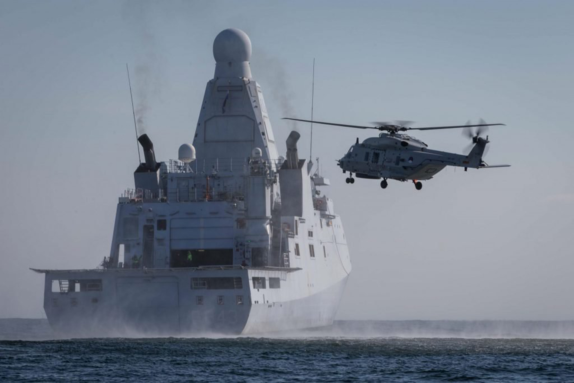 El buque de guerra holandés HNLMS Groningen está operando desde principios de julio contra el narcotráfico en el Caribe
