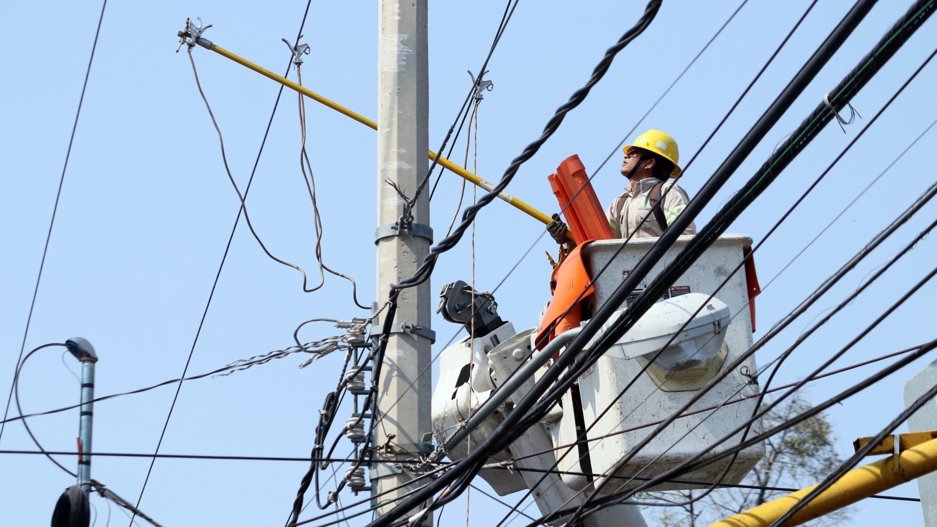 El Gobierno sancionará a Edenor y Edesur por dejar hasta 570.000 usuarios sin servicio eléctrico a lo largo del fin de semana
