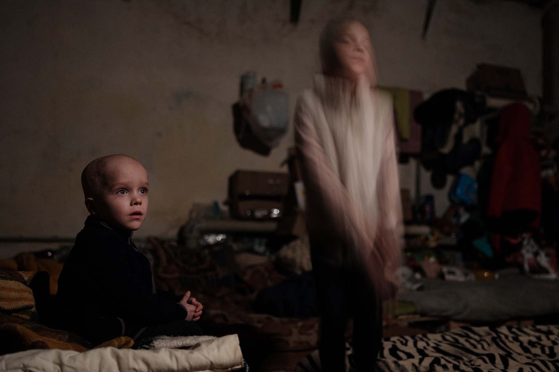Medio millón de niños abandonaron Ucrania la primera semana de guerra, según la ONU.