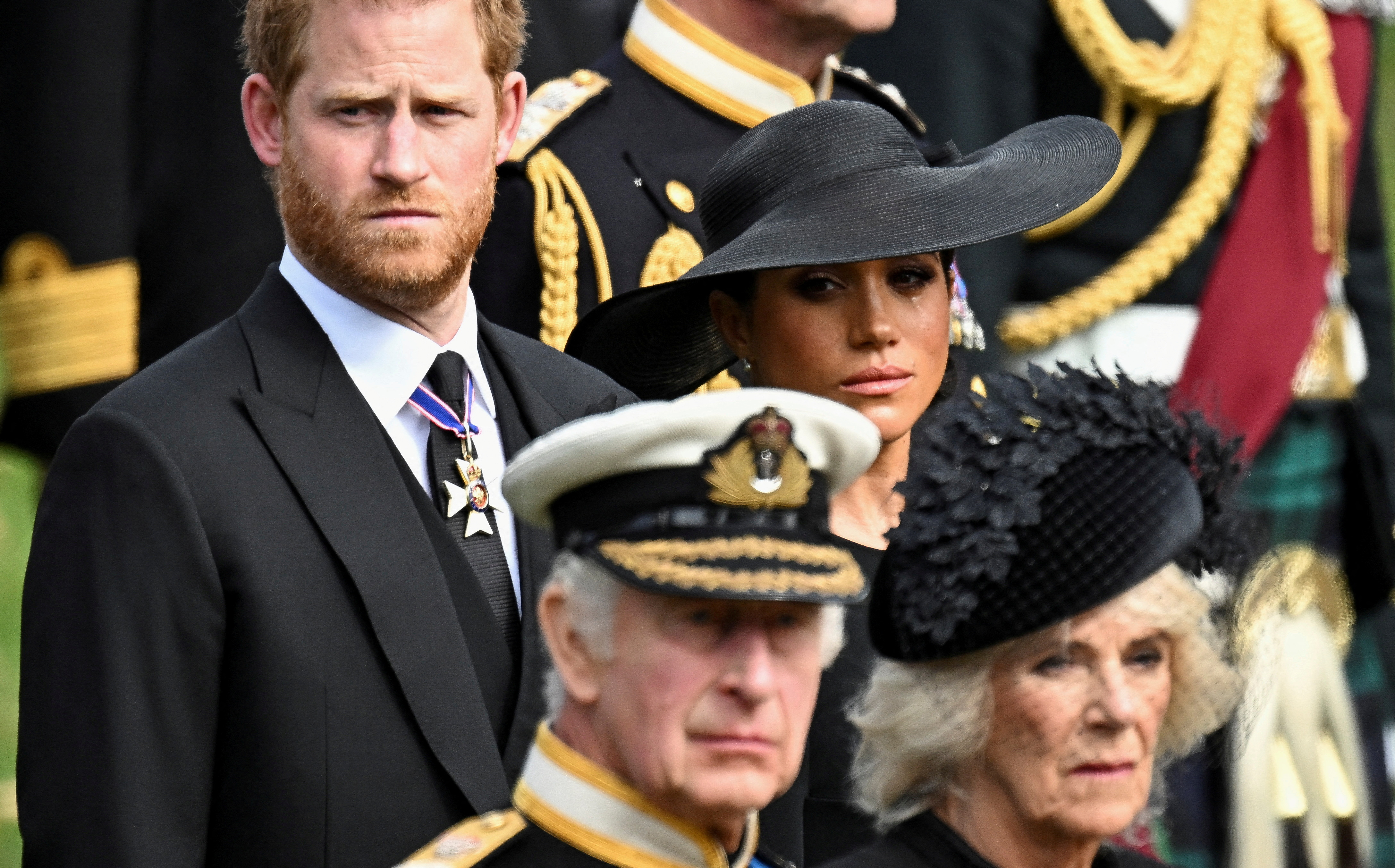 Por qué el rey Carlos III no le quitará los títulos reales al príncipe Harry y Meghan Markle pese a sus duros comentarios contra la familia real británica en su documenta en Netflix (Reuters)