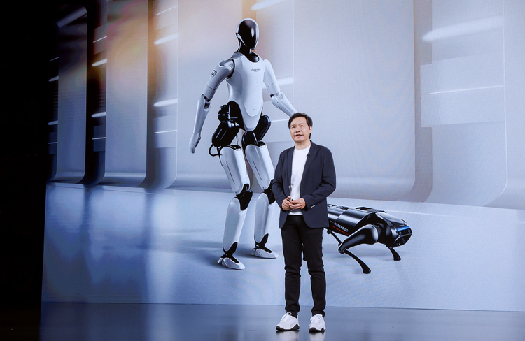 Lei Jun, CEO de Xiaomi, indicó que la creación del robot humanoide representa “un símbolo de la dedicación para incubar un ecosistema tecnológico centralizado y conectarlo con el mundo de formas nunca antes vistas”. (Xiaomi)