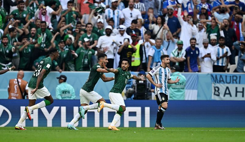 De las derrotas como campe&oacute;n defensor al jugador que llamaron a &uacute;ltimo momento y fue titular: los debuts de Argentina en Mundiales