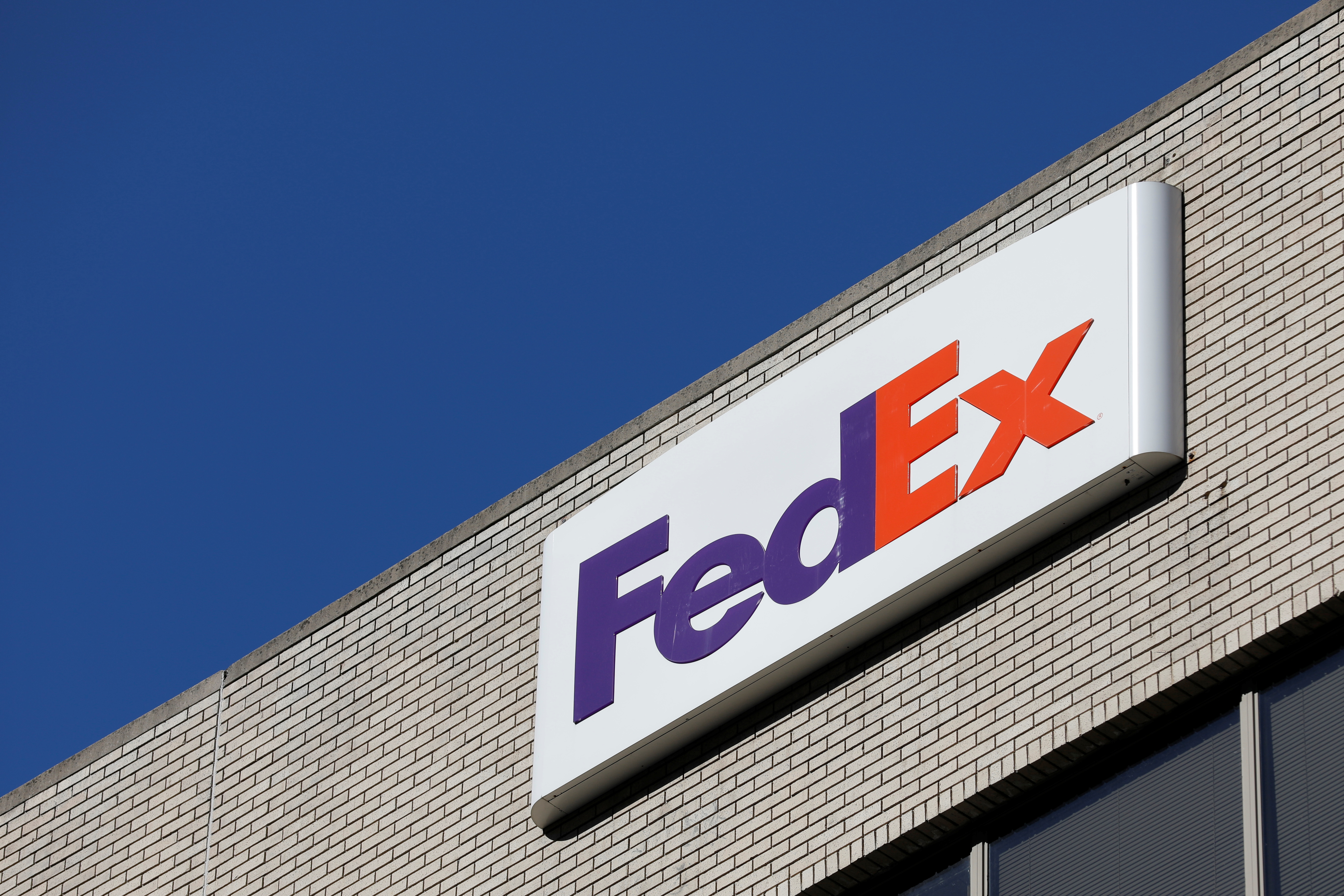 FedEx, una de las principales empresas de logística del mundo también firmó la carta de reclamo. REUTERS/Andrew Kelly