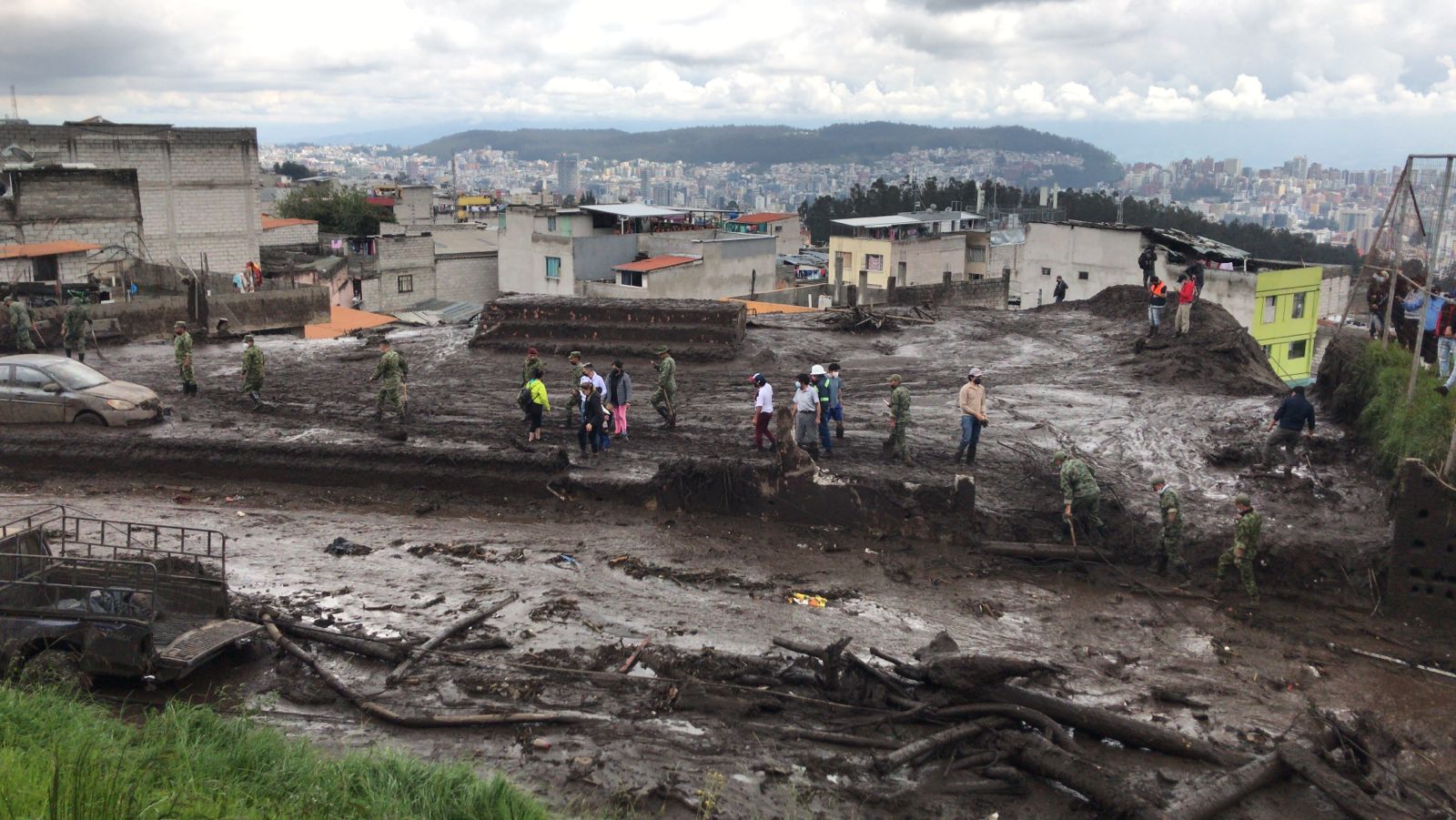 El Aluvión En Quito Ya Dejó Al Menos 24 Muertos Y Más De 300 6870