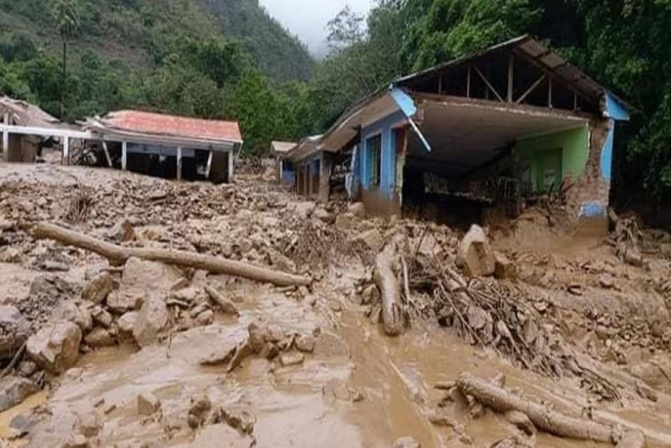 Huaicos En Perú Continúan La Alerta Por Las Precipitaciones En Varias