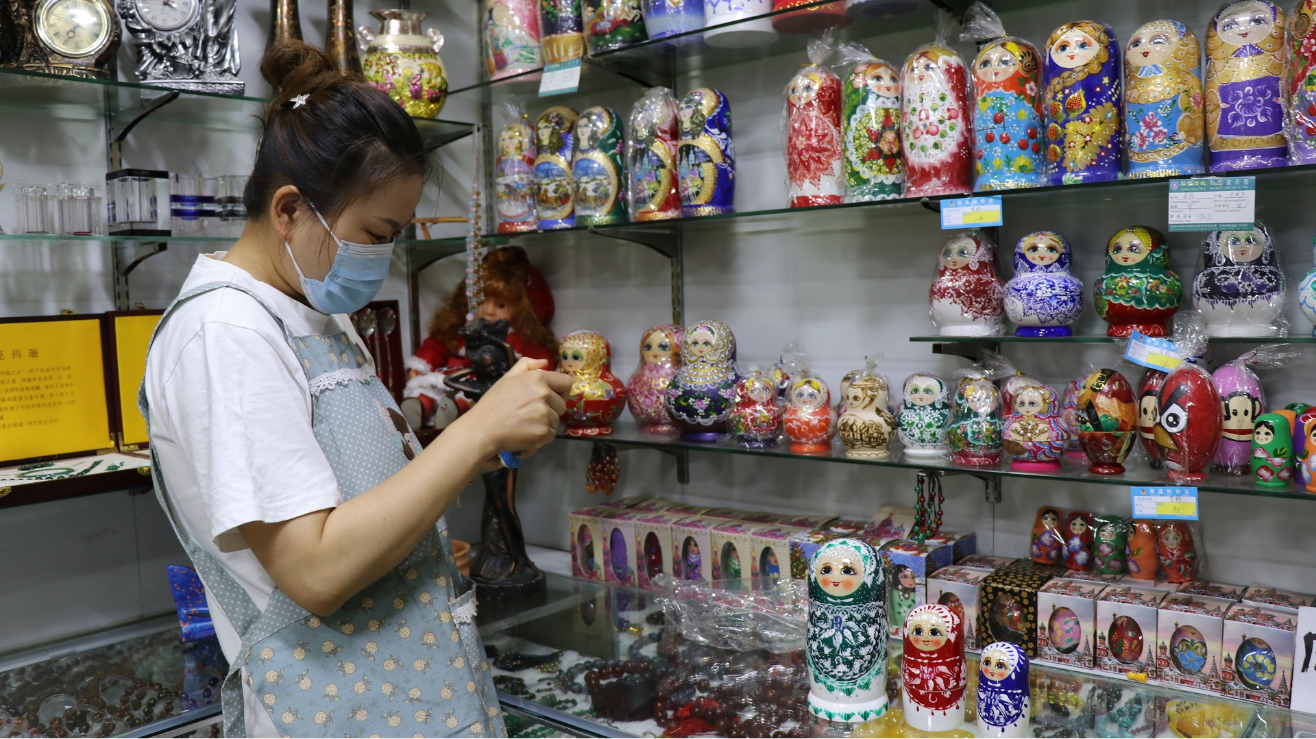 Los productos rusos son comunes en tiendas chinas de Heihe