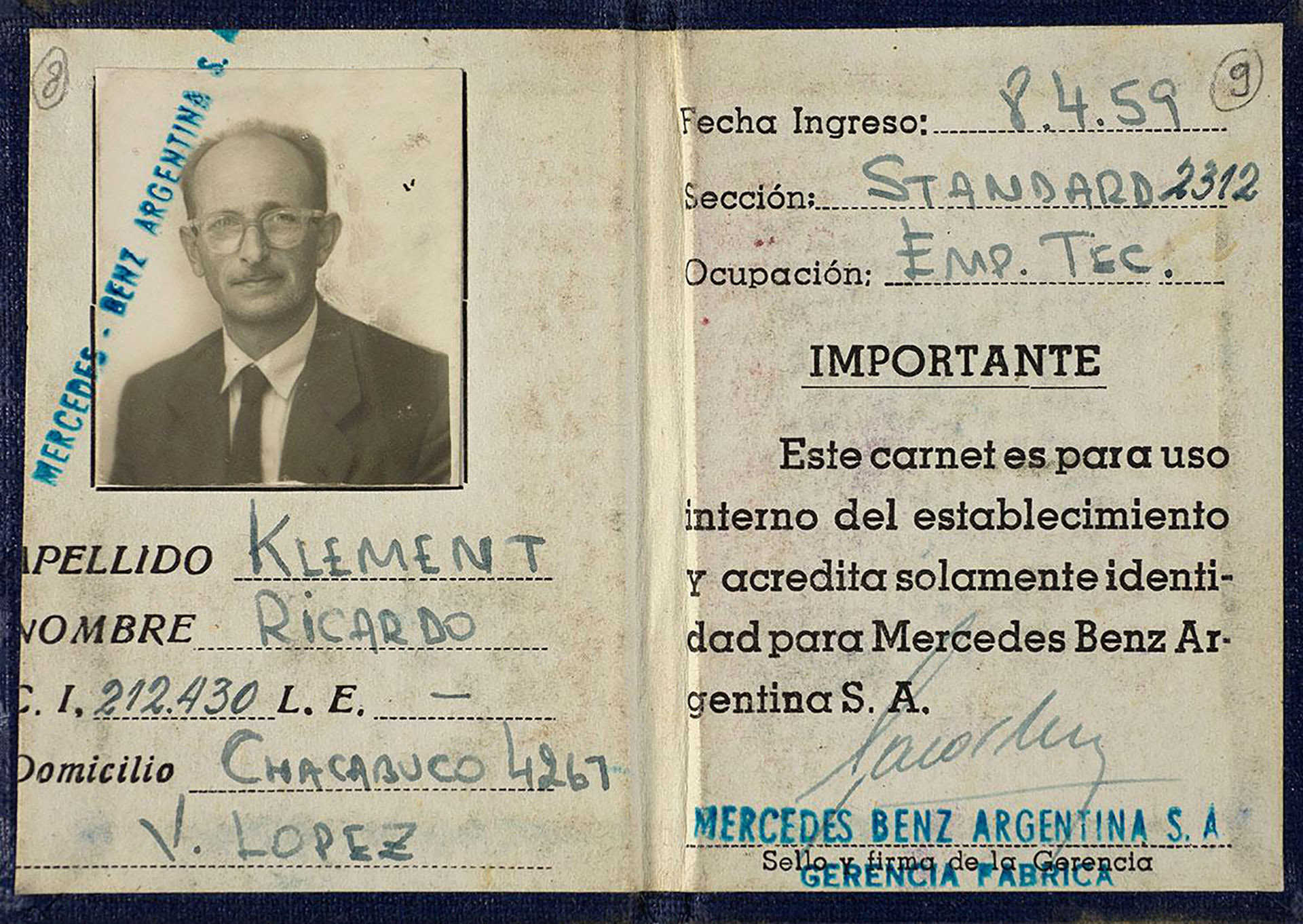 Uno de los documentos falsos de Adolf Eichmann como Ricardo Klement