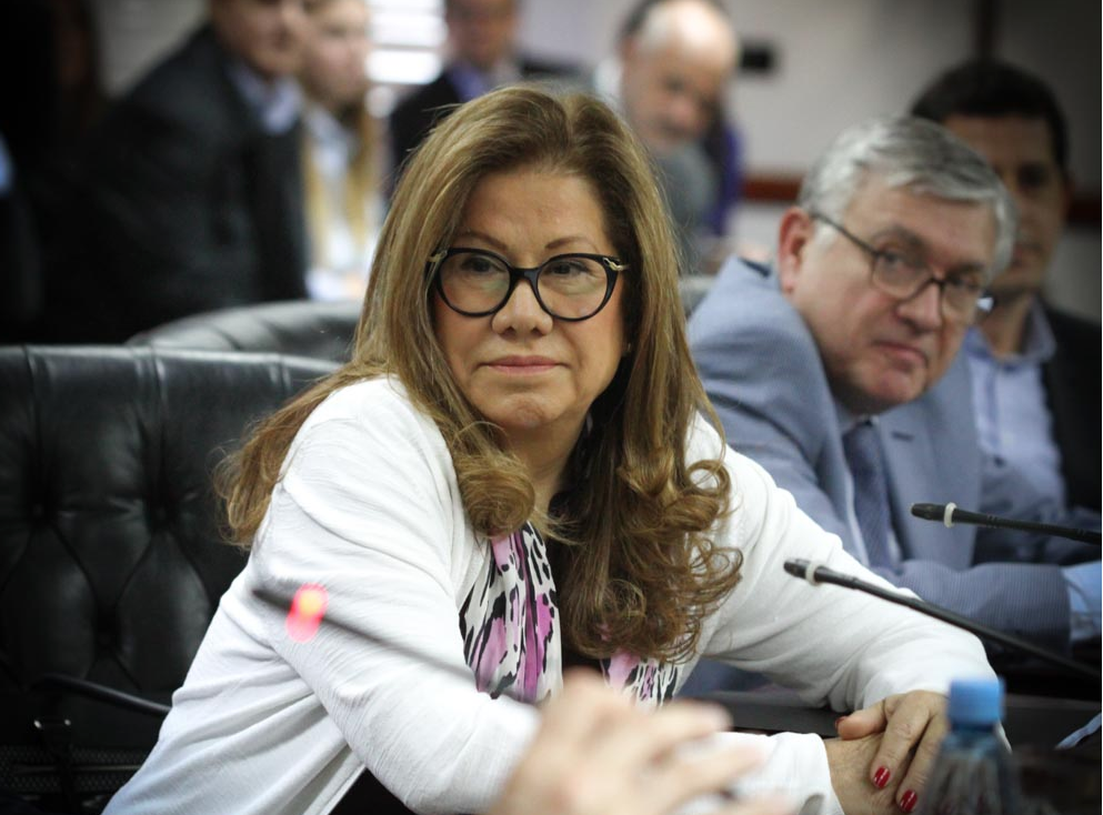 Graciela Camaño acompañará al oficialismo y su voto es clave (Consejo de la Magistratura)