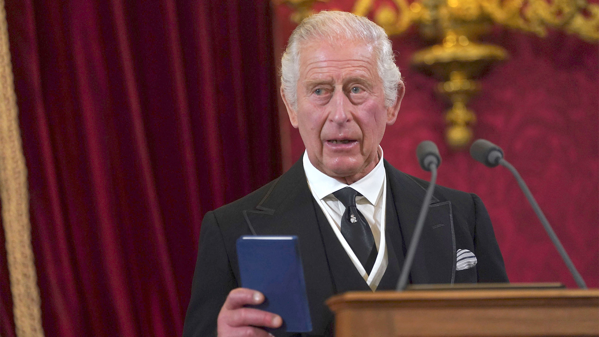 Carlos III fue proclamado este sábado oficialmente nuevo rey del Reino Unido y catorce países de la Commonwealth en sucesión de Isabel II (Victoria Jones/Pool Photo via AP)
