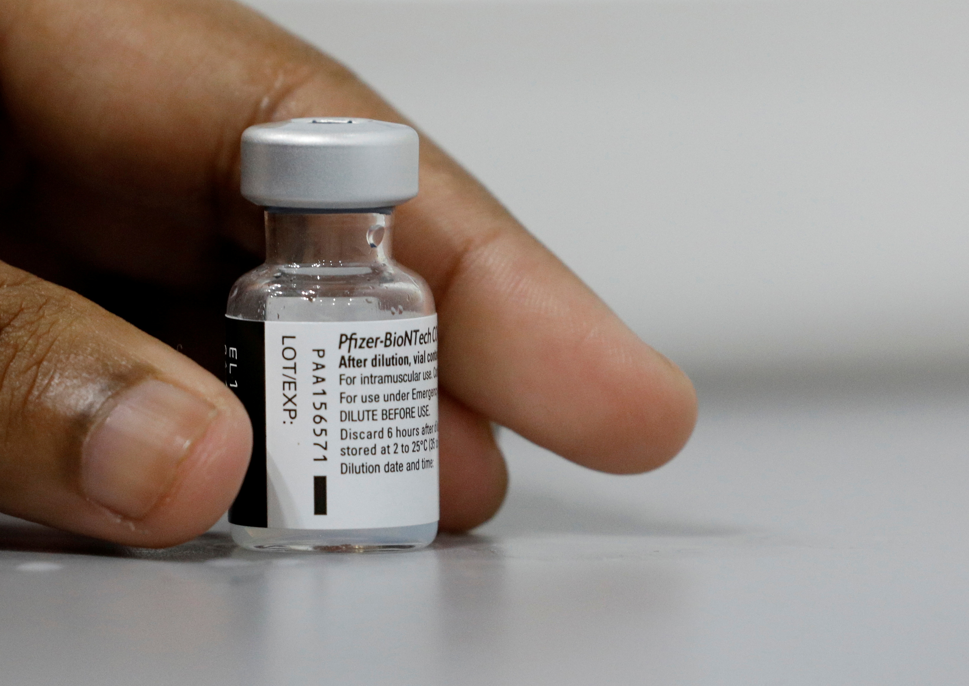 El ARN mensajero de la vacuna se fabrica en laboratorio REUTERS/Edgar Su/File Photo