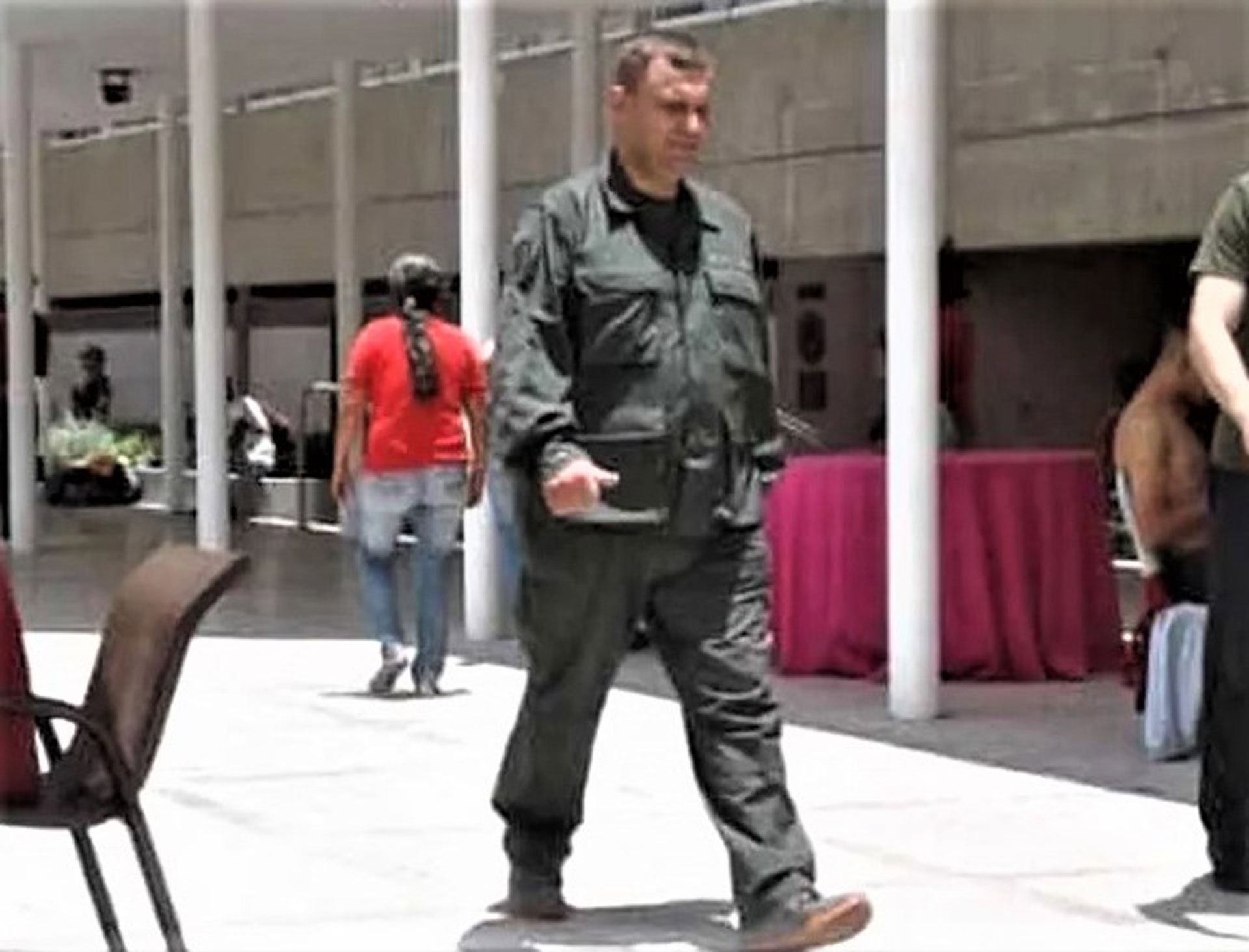 Militar ruso captado, en septiembre de 2019, en el Círculo Militar de Caracas, vistiendo uniforme del Ejército venezolano