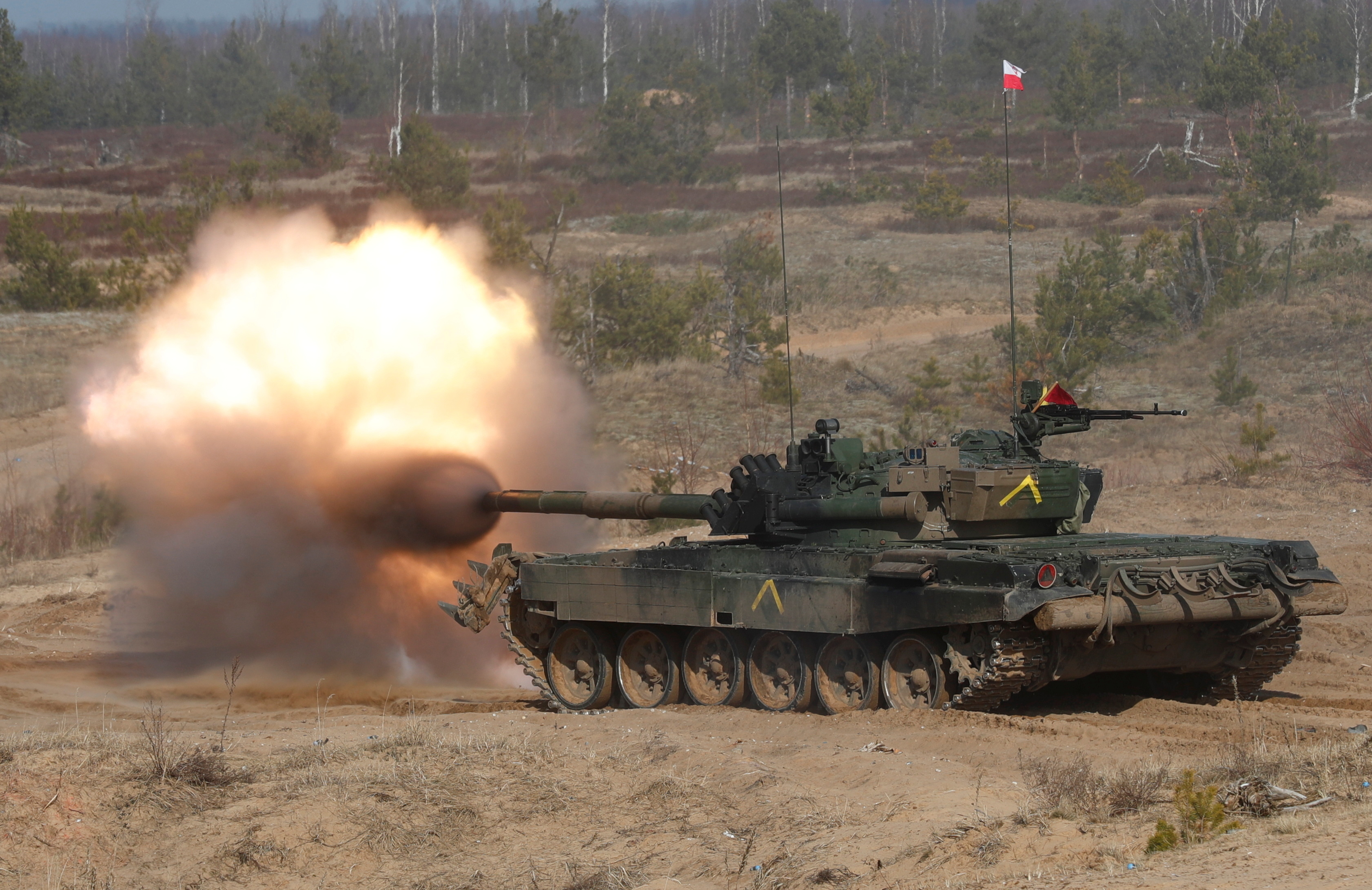 Polonia enviará a Kiev 60 carros de combate PT-91 que se sumarán a los catorce Leopard ya prometidos por Varsovia, en el marco del apoyo internacional a las autoridades ucranianas ante la invasión rusa. (REUTERS)