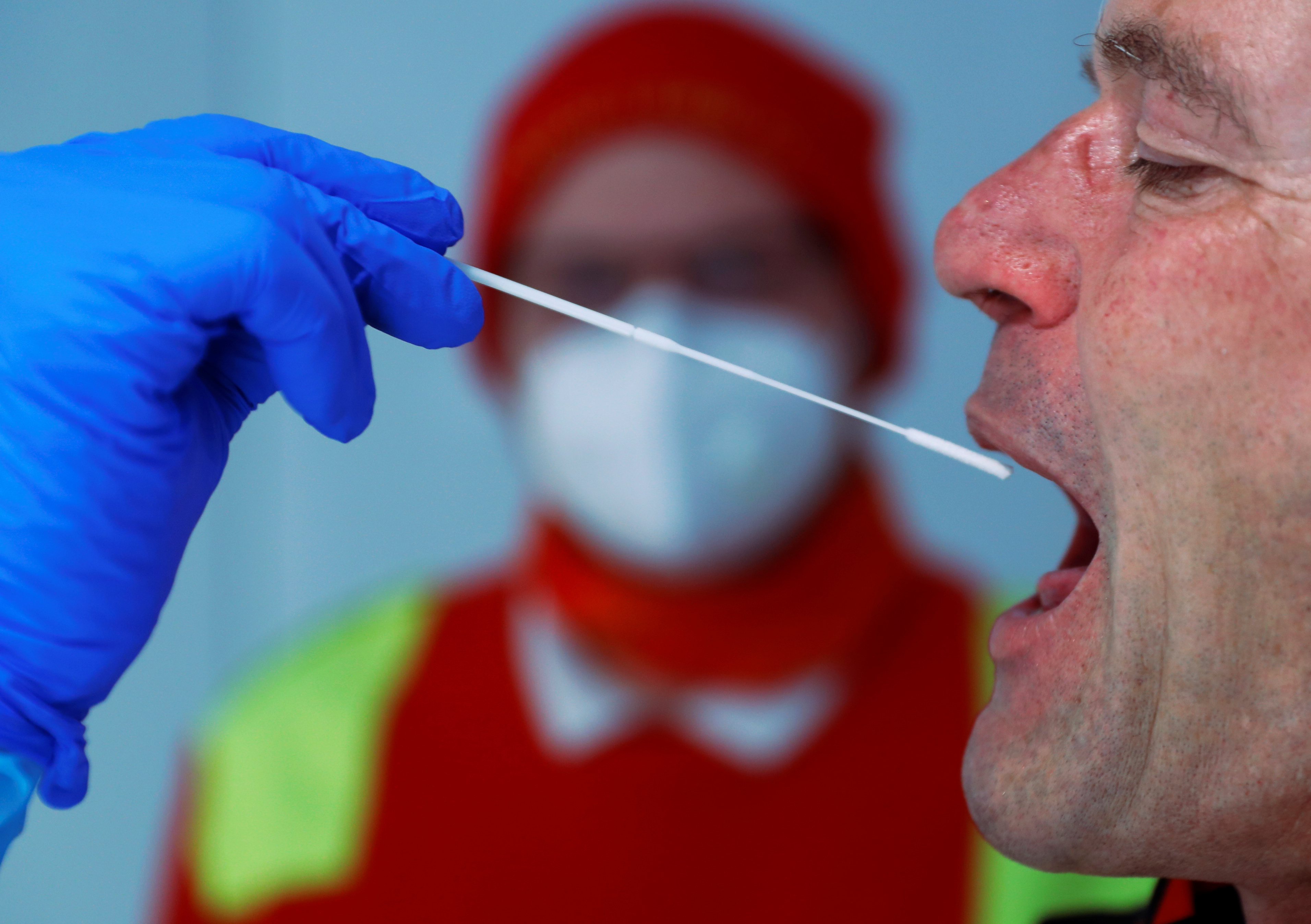 "Si una epidemia se maneja como corresponde epidemiológicamente no es necesaria una vacuna porque se va generando inmunidad y eso hace de cortafuego" (Reuters)
