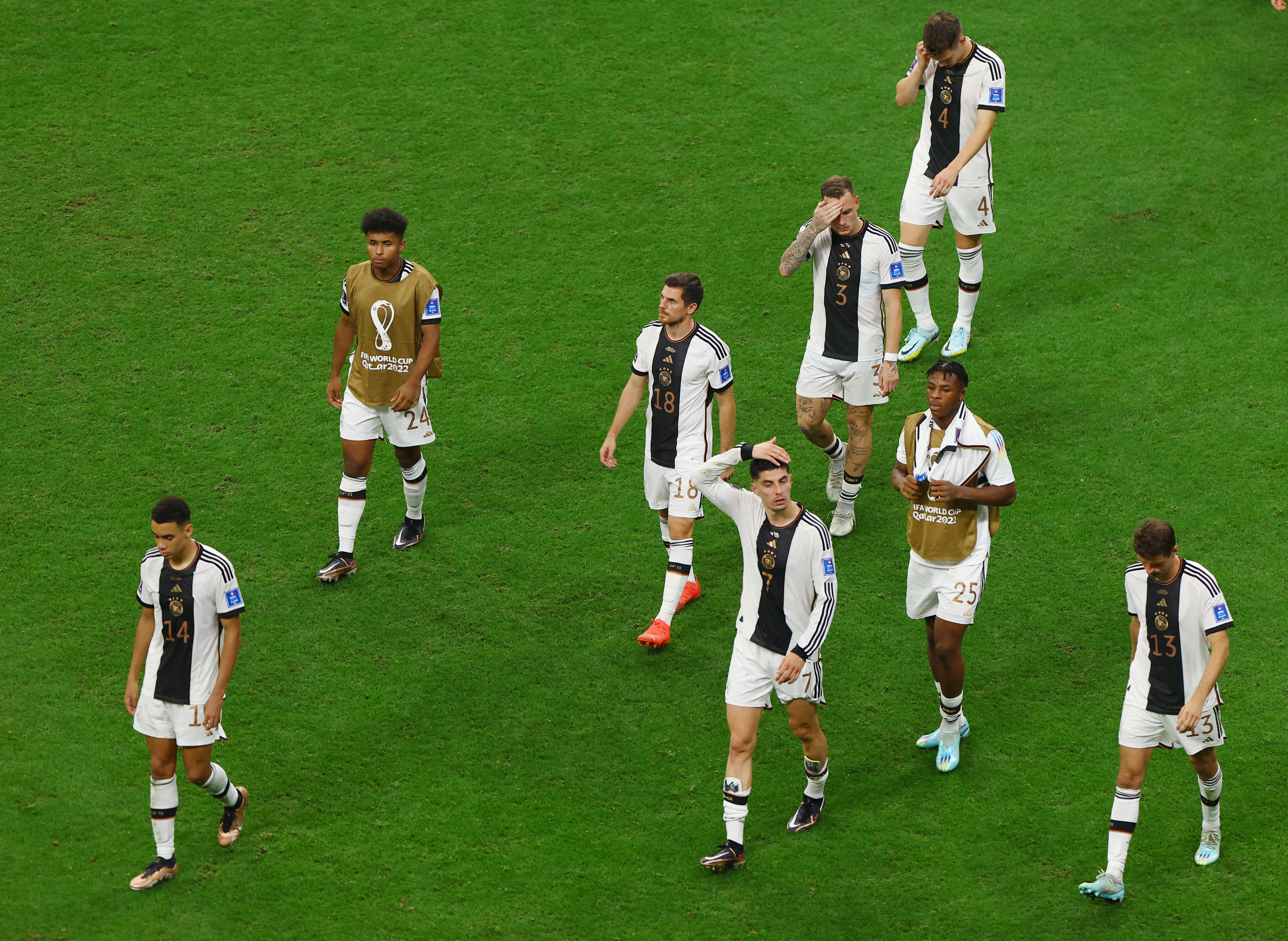 Alemania finalizó tercero del grupo E con cuatro puntos. España tenía el mismo puntaje, pero poseía mejor diferencia de gol