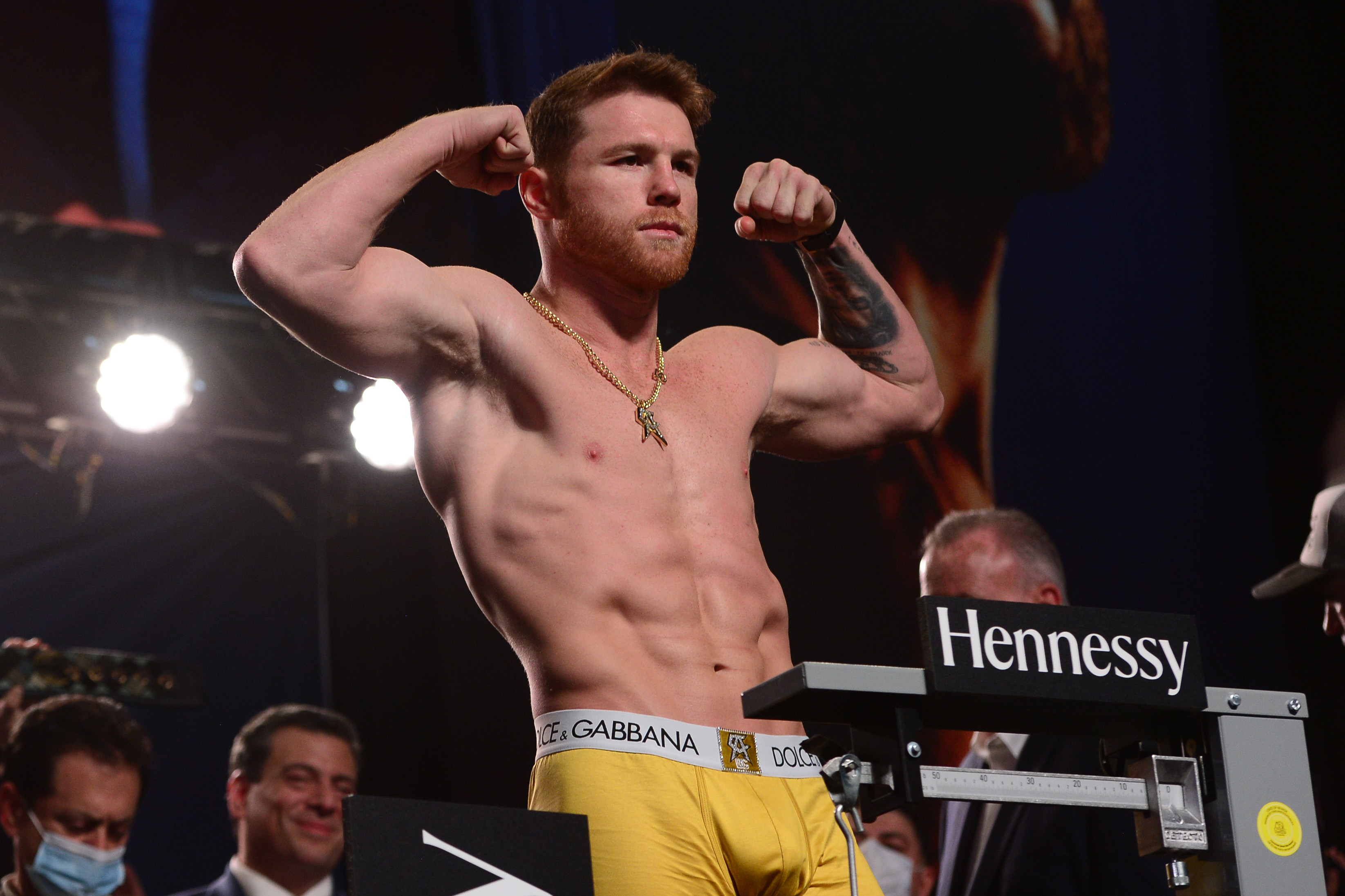 Canelo Álvarez 在与德米特里·比沃尔战斗一个月后如何做好准备 Infobae