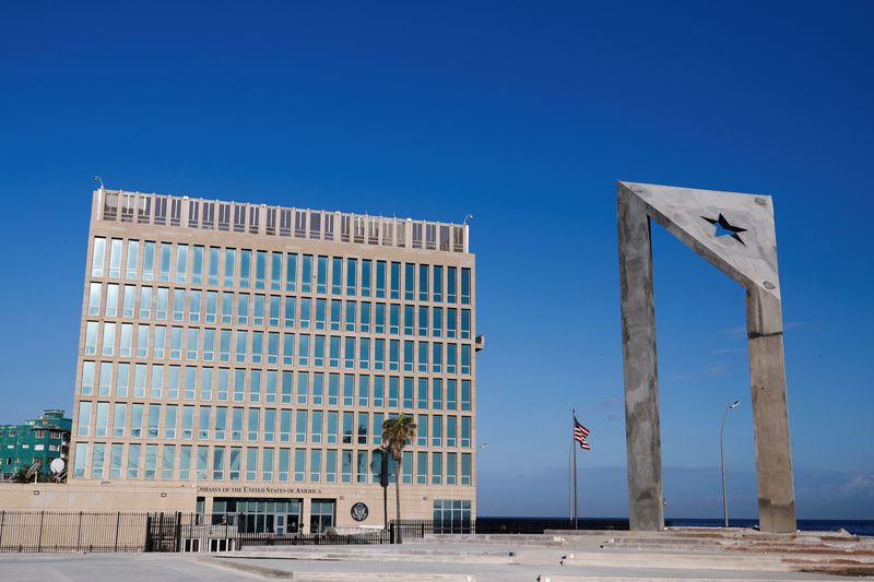 Imagen de archivo de la embajada de Estados Unidos en La Habana, Cuba. 3 de marzo de 2022. REUTERS/Amanda Perobelli/Archivo