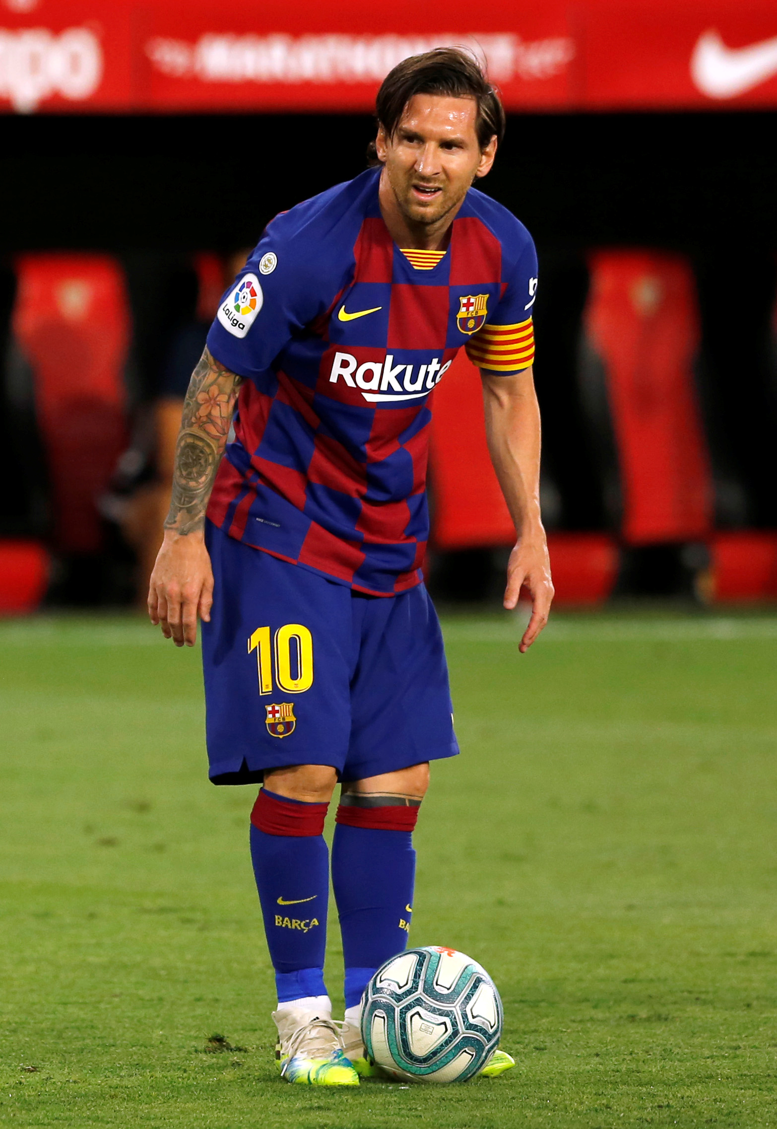 El look tras el parate por la pandemia, Lionel Messi volvió sin barba y con el pelo largo para disputar la última parte de la Liga