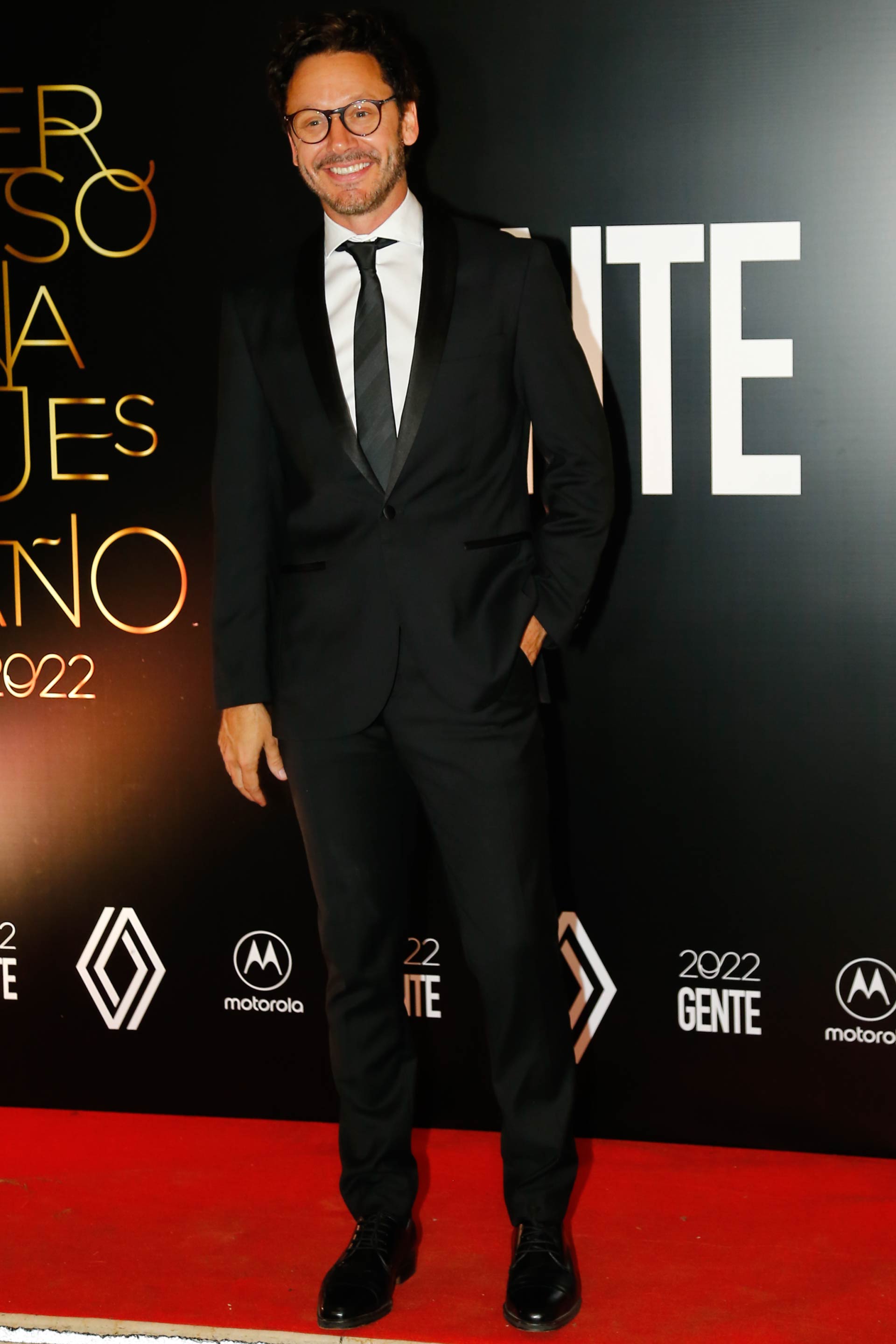 Benjam&iacute;n Vicu&ntilde;a, con un impecable traje negro