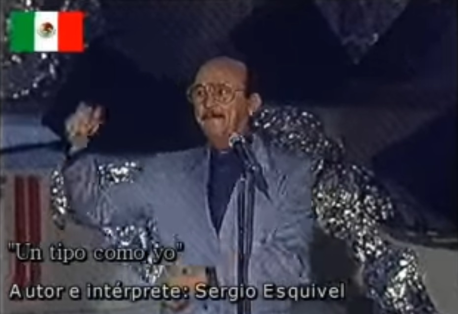 Sergio Esquivel sorprendió con su presentación en la OTI de 1979, pues dio a conocer su talentosa voz (Foto: Captura de pantalla YouTube / MininoHits)