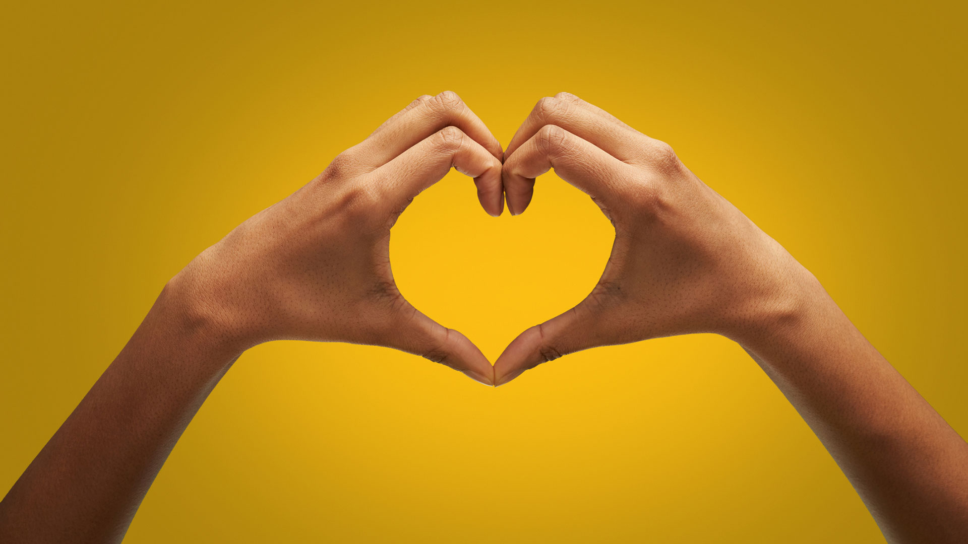 Una persona demisexual es aquella que solo siente atracción sexual una vez que ha establecido un fuerte vínculo emocional con otra persona (Getty Images)