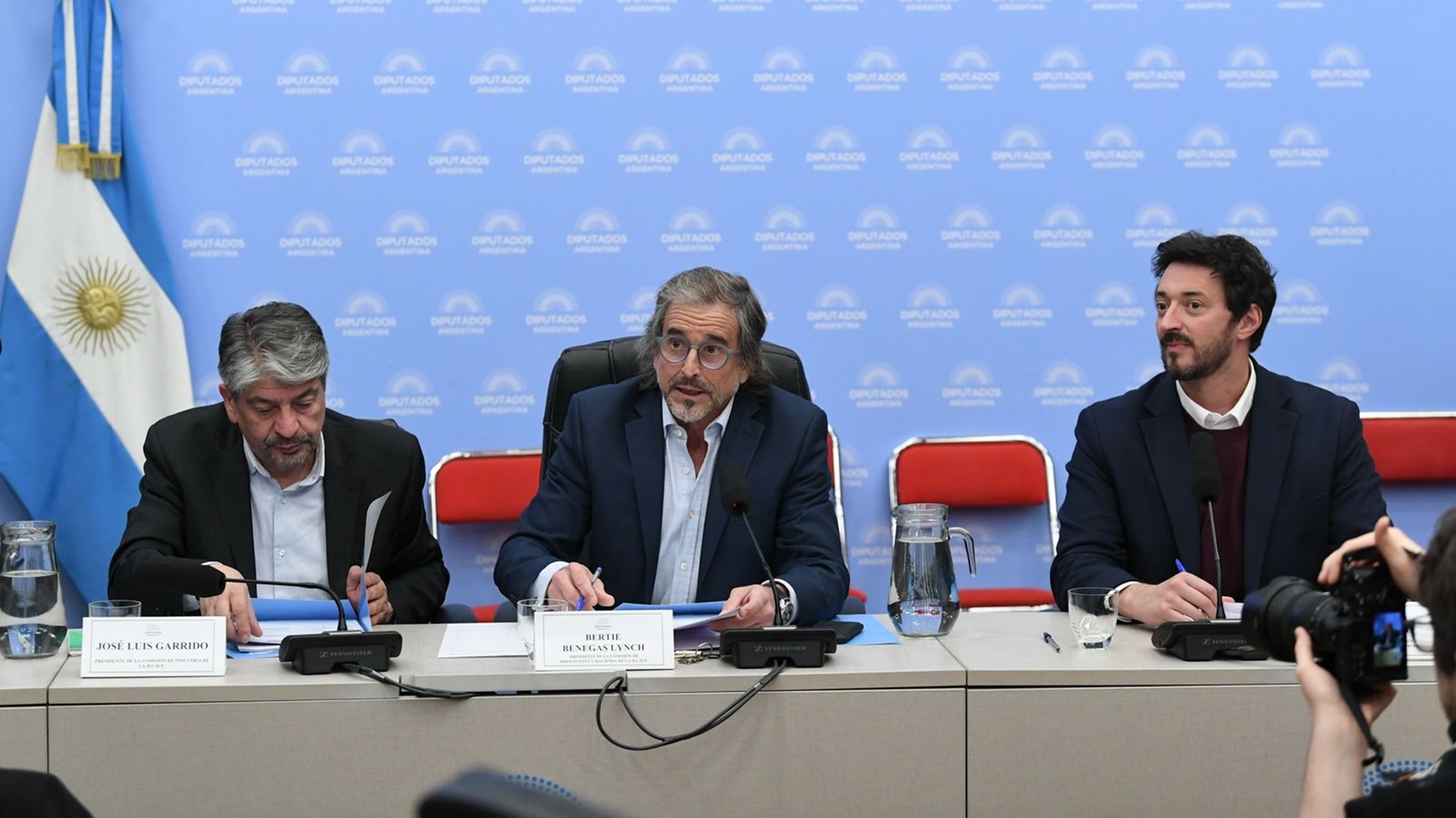 El Gobierno dictamin&oacute; el Super RIGI con algunos cambios y buscar&aacute; aprobarlo la semana que viene en Diputados