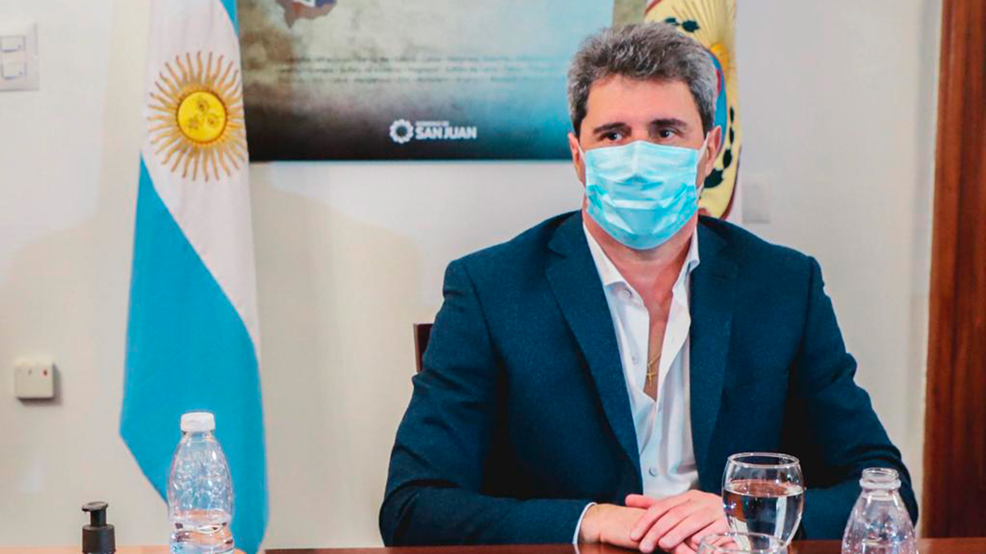 Sergio Uñac fue internado con coronavirus, pero está “bien y trabajando”