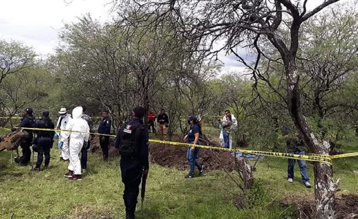 Hasta el momento no se ha dado a conocer el número de personas halladas en la fosa localizada en Nogales, Sonora  (Foto: EFE)