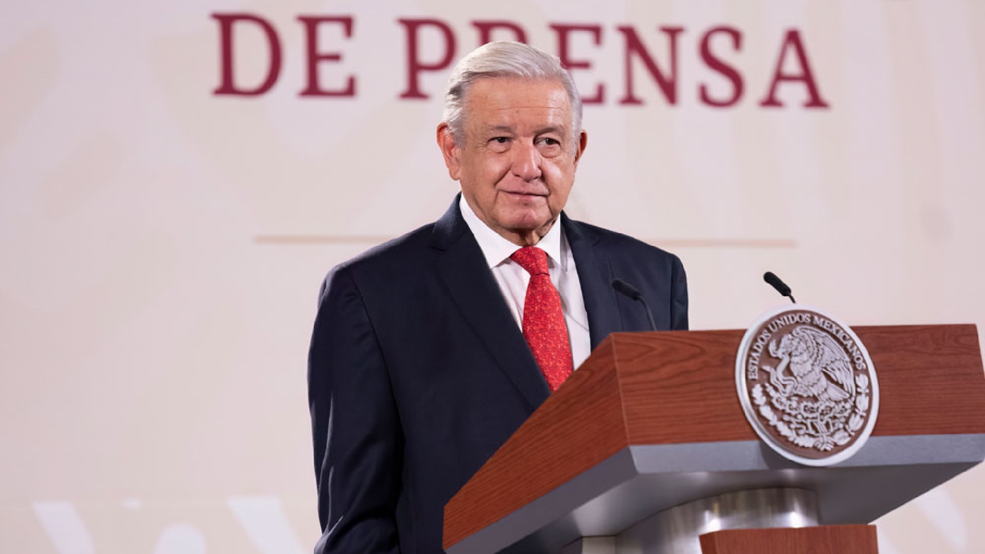 El presidente López Obrador encabezó su conferencia mañanera desde el Salón de Tesorería. (Presidencia)