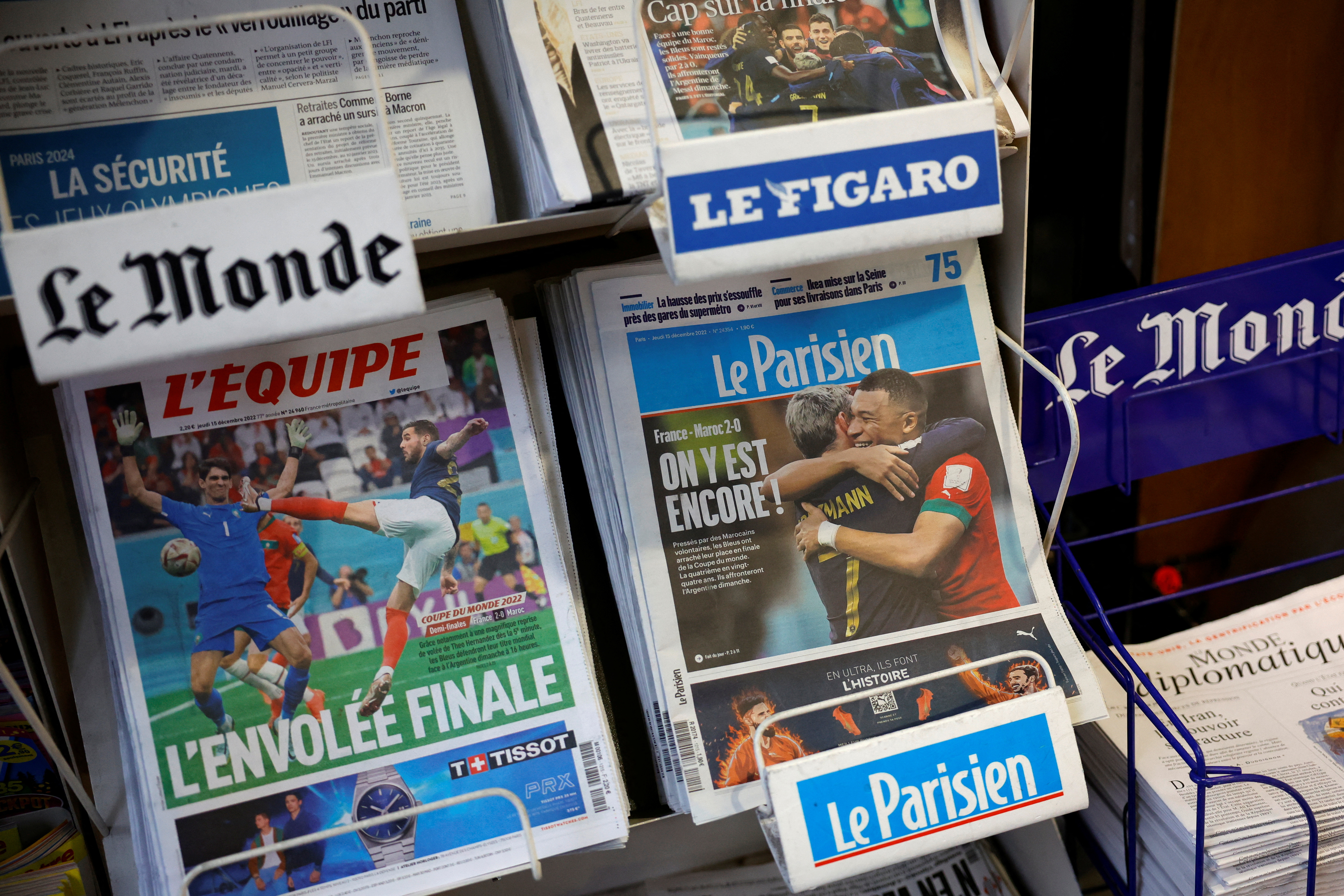 Esta mañana los medios franceses hacían un balance de los incidentes. La muerte de un joven de 14 años en Montpellier, luego de ser atropellado, espera que la policía encuentre al conductor prófugo