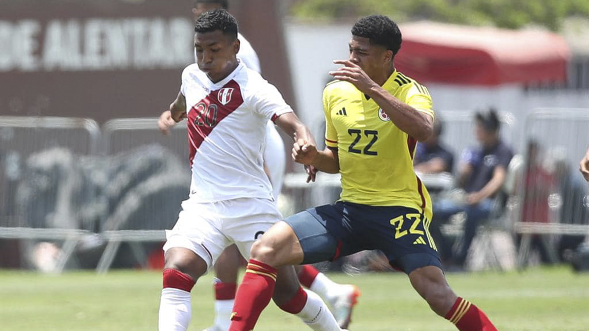 Perú y Colombia salen en búsqueda de su primer triunfo en el Sudamericano sub 20. (FPF)