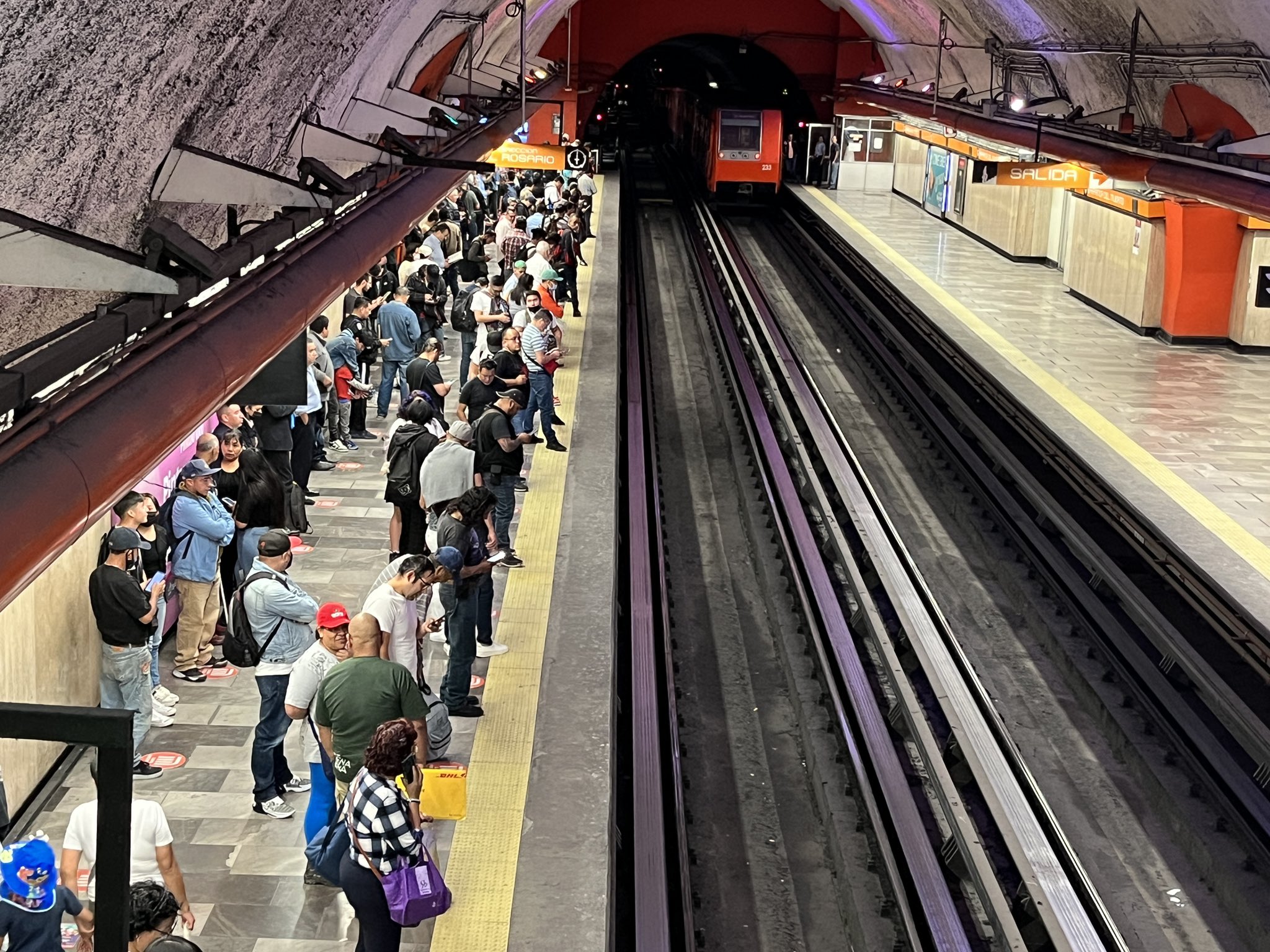 Metro Cdmx Hoy 14 De Abril Se Normalizó El Servicio En La Línea 4 Infobae 6374