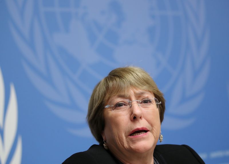 FOTO DE ARCHIVO: La alta comisionada de las Naciones Unidas para los Derechos Humanos, Michelle Bachelet (REUTERS/Denis Balibouse)