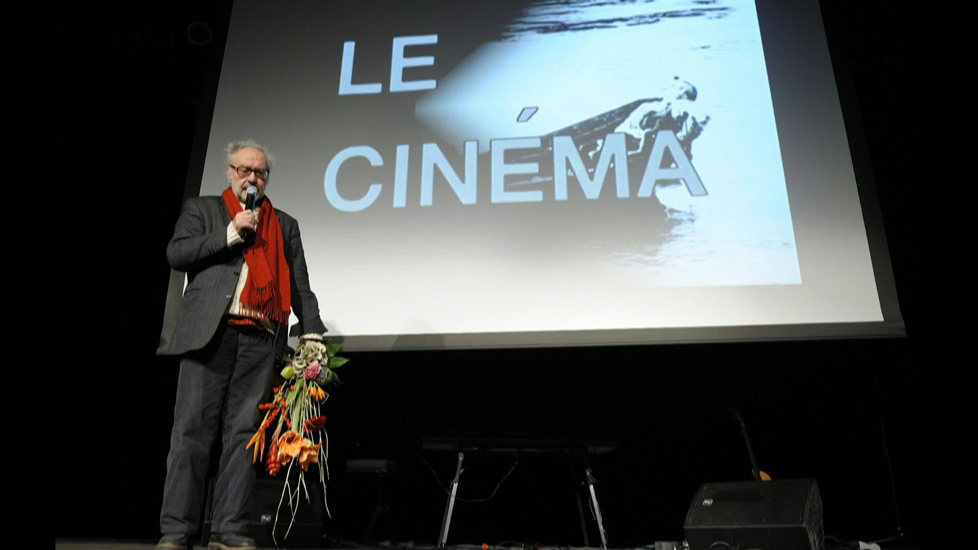 Jean-Luc Godard, uno de los padres de la Nouvelle Vague, murió "de manera apacible" a los 91 años en su domicilio en la pequeña comuna de Rolle en Suiza