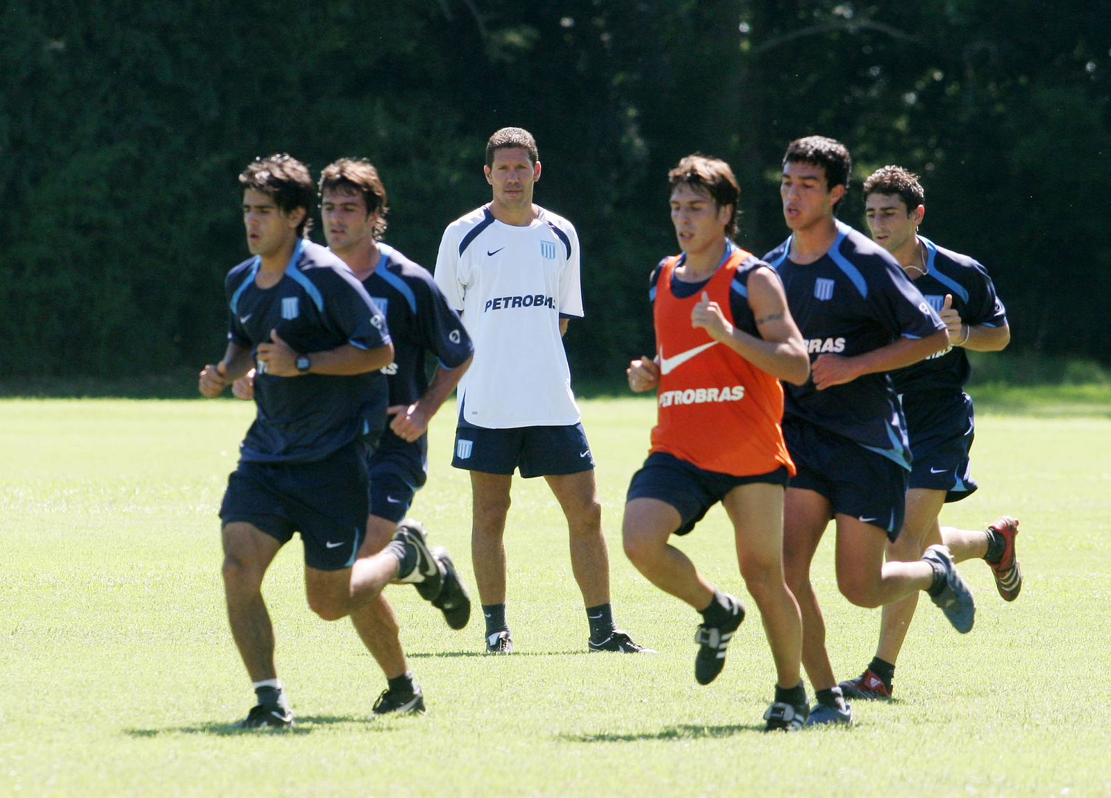 En el plantel de Racing, bajo la tutela del Cholo Simeone (Archivo personal)