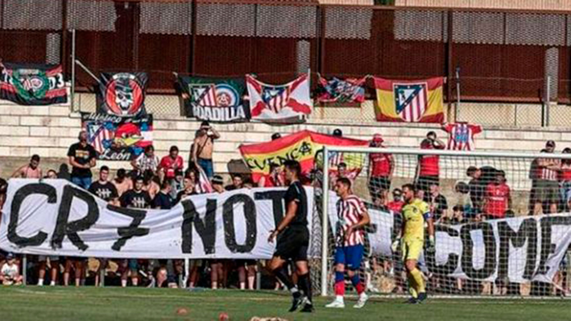 The banner of the fans of Atlético de Madrid against Cristiano Ronaldo