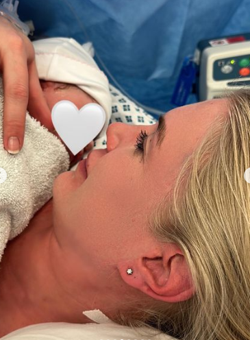 La mujer de Maxi López reveló que tuvo complicaciones en el embarazo de su hija Elle (Foto: Instagram)