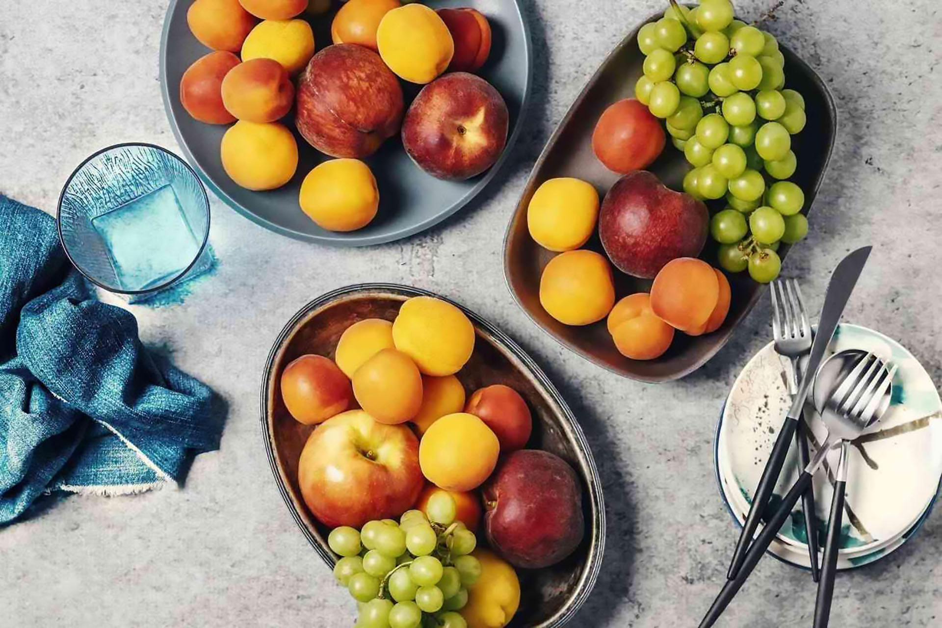 Las frutas que sirven en año nuevo suelen ser manzanas, uvas y ciruelas