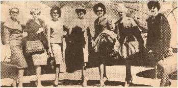 Muriel Mercedes Wabney (primera a la izquierda) junto a otras modelos