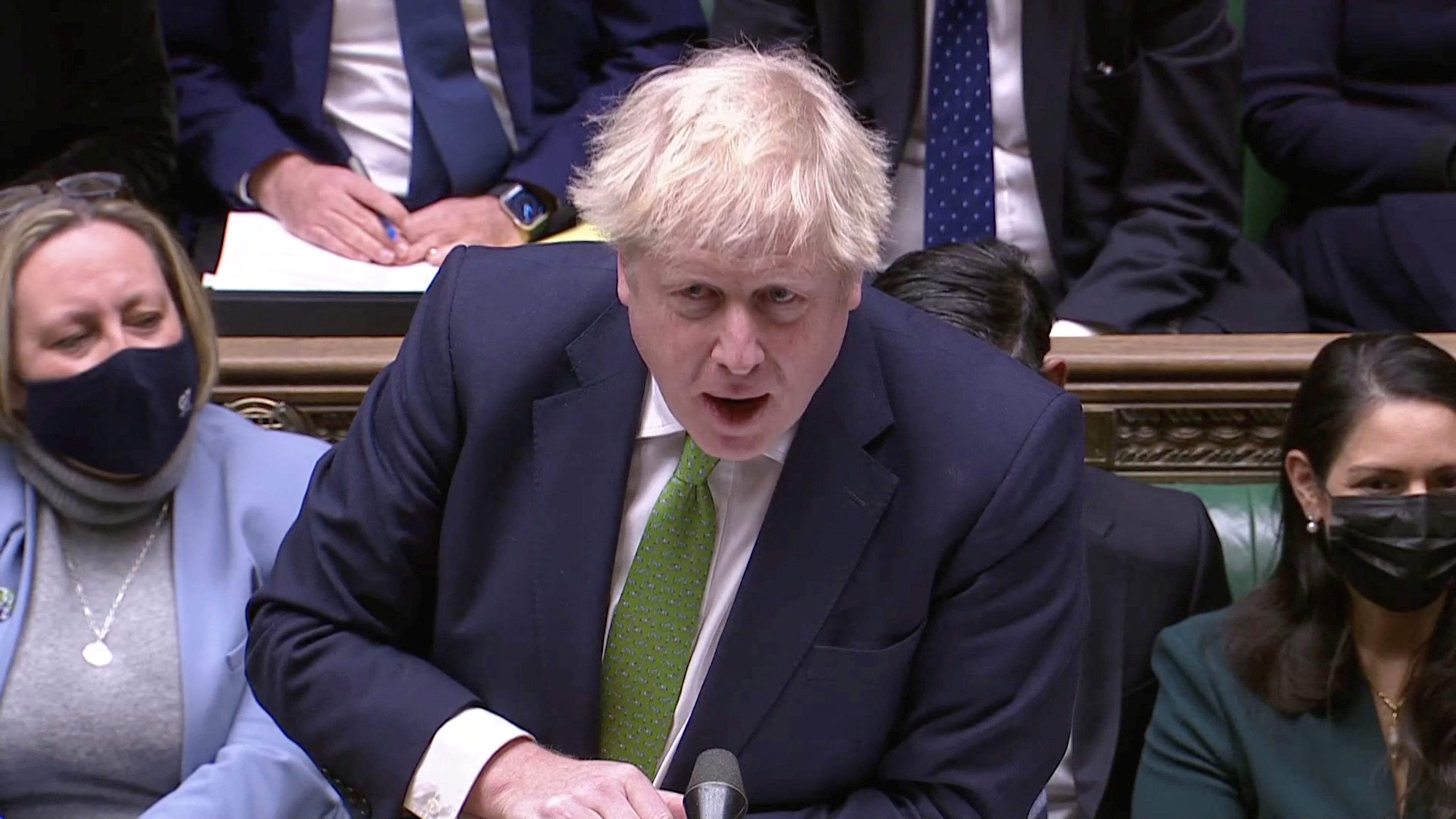 El primer ministro británico, Boris Johnson, en el parlamento en Londres, Gran Bretaña, el 19 de enero de 2022, en esta captura de pantalla tomada de un vídeo. Reuters TV vía REUTERS