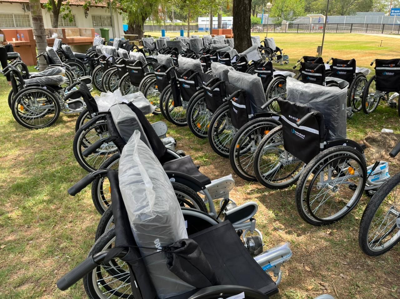 Las 60 sillas de ruedas que hizo entrega la primera dama