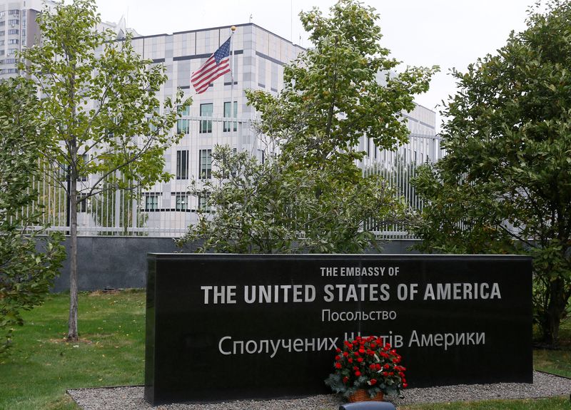 Foto de archivo de la embajada de EEUU en Kiev. 
Oct 1, 2020.  REUTERS/Gleb Garanich
