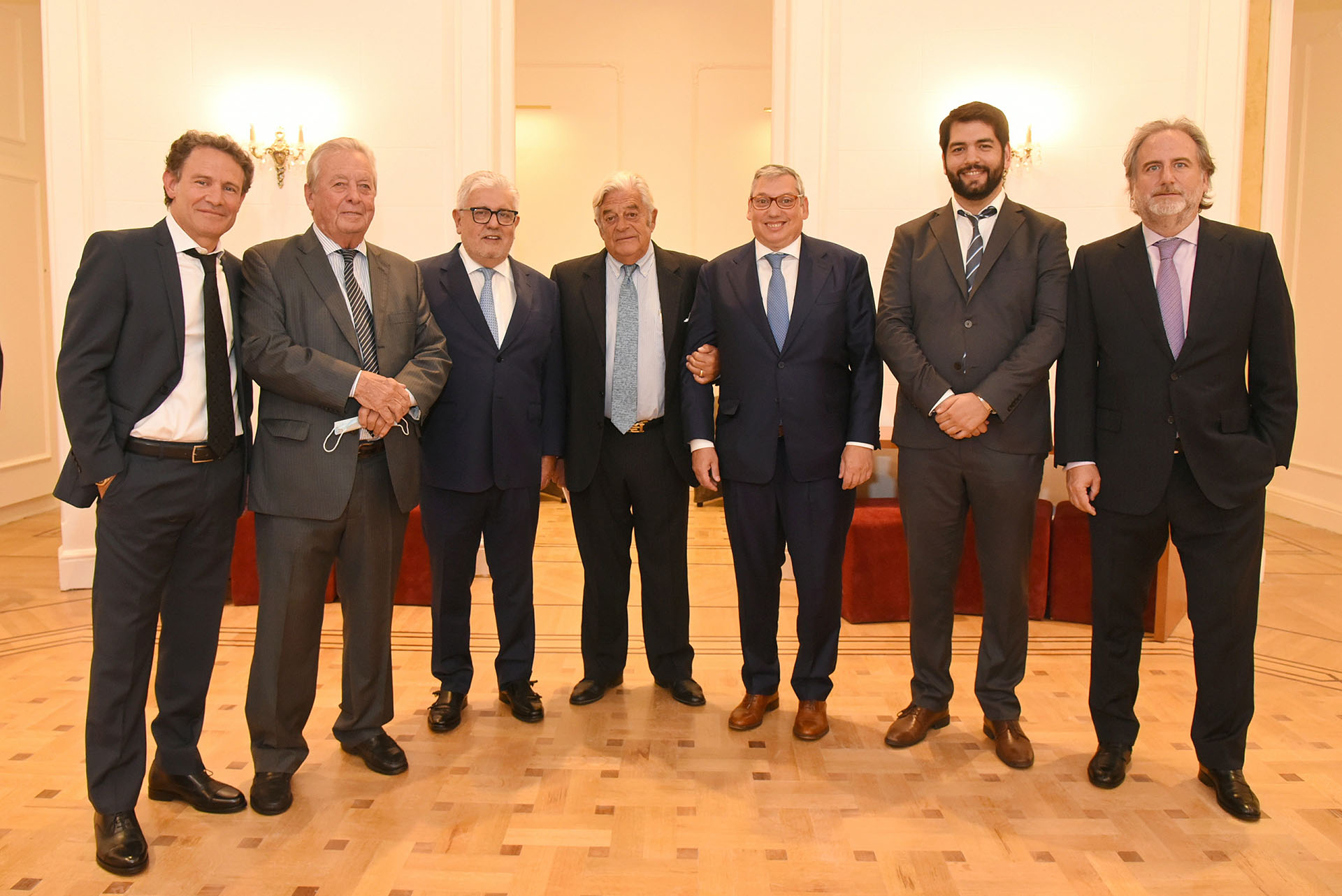 35 Fotos Luis Alberto Lacalle Herrera Fue Incorporado A La Academia