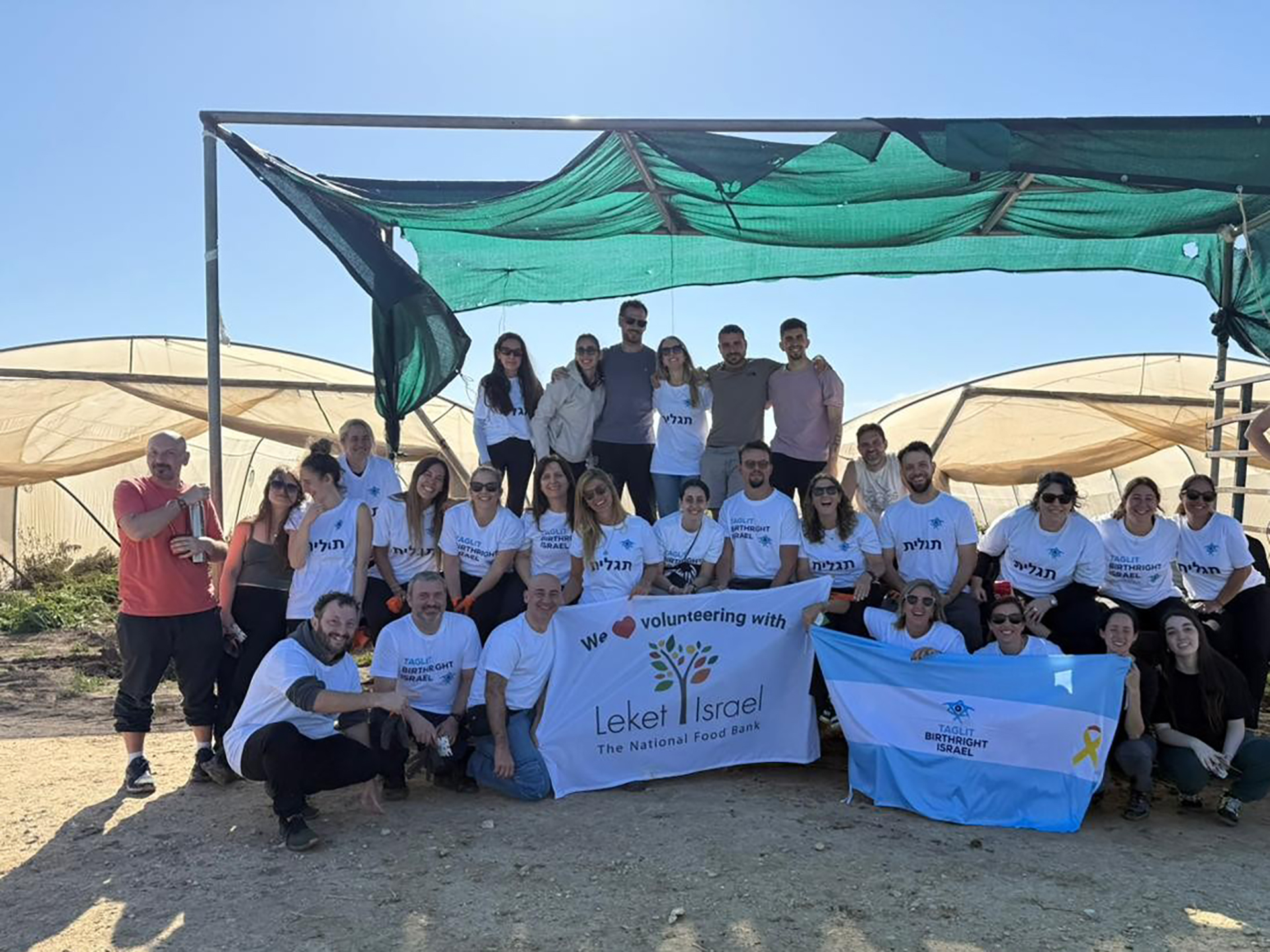 De los miedos juveniles a los reencuentros familiares: María Martínez y todos los elementos que componen “Donde habitan las sirenas” 