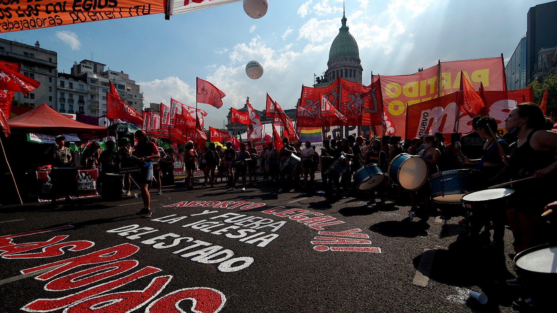 Los partidos de izquierda también se movilizaron en favor de la legalización