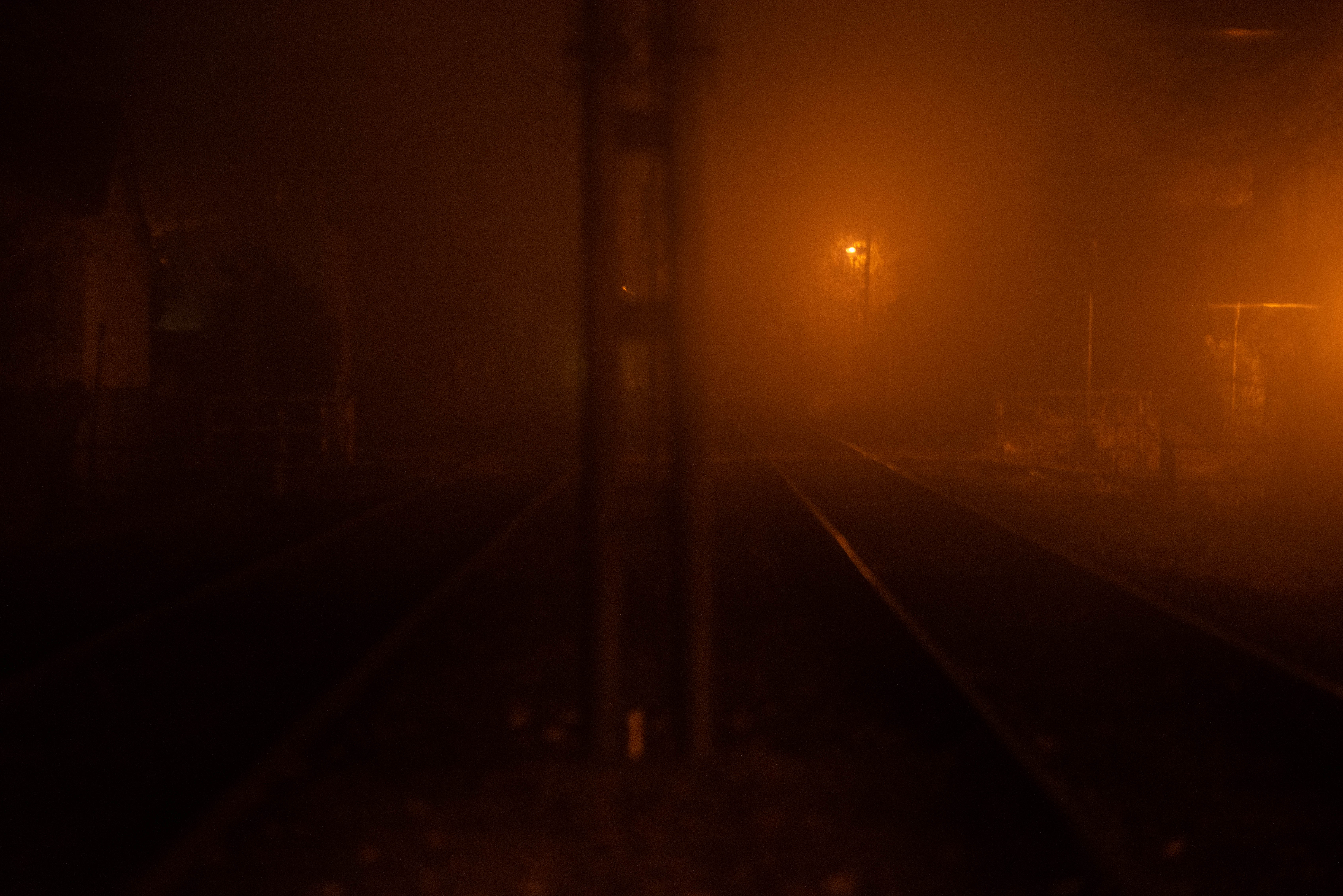 El Servicio Meteorológico previó que la neblina continuará durante las primeras horas del domingo
