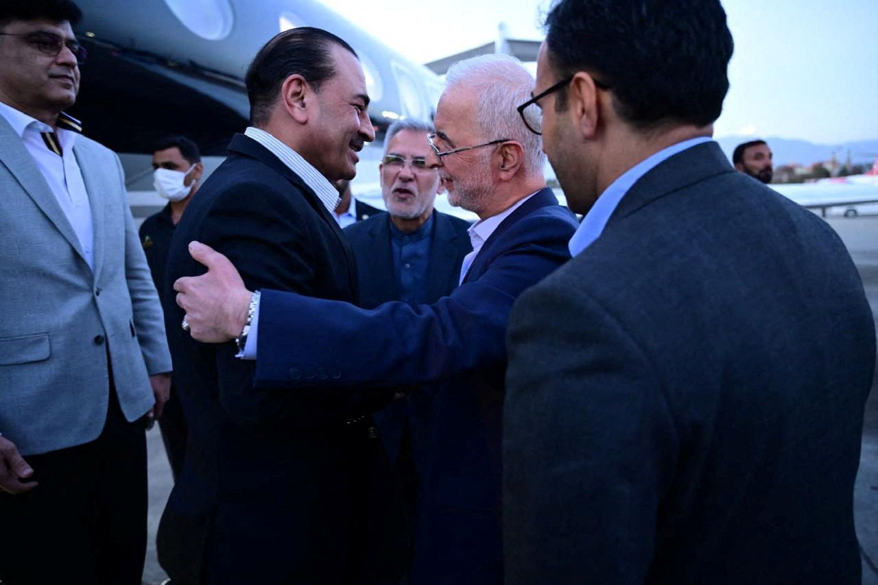 Irán envió a Islamabad a su ministro del Interior para relanzar la mediación paquistaní tras diez días de fuego cruzado con Estados Unidos 