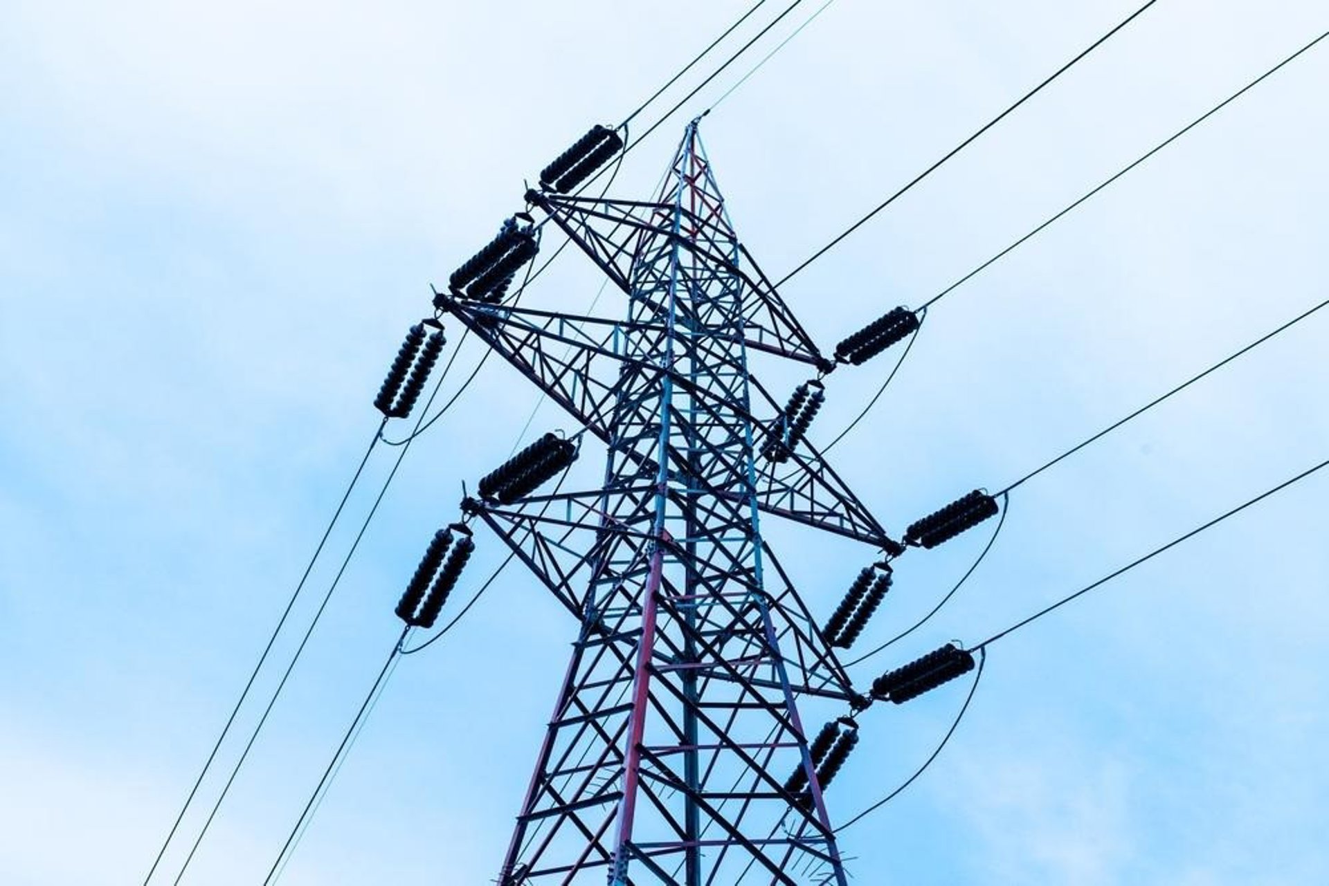 El Gobierno avanza en la normalización del mercado eléctrico y CAMMESA pierde funciones