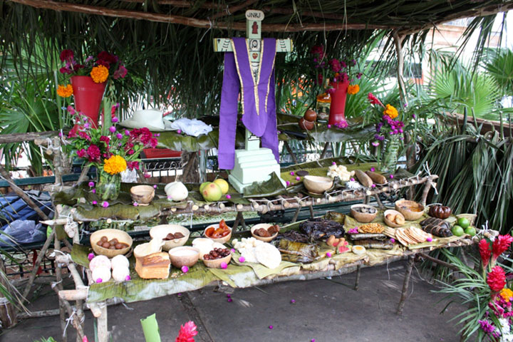 La tradición del Hanal Pixán se realiza año con año . (Foto: @GobYucatan)